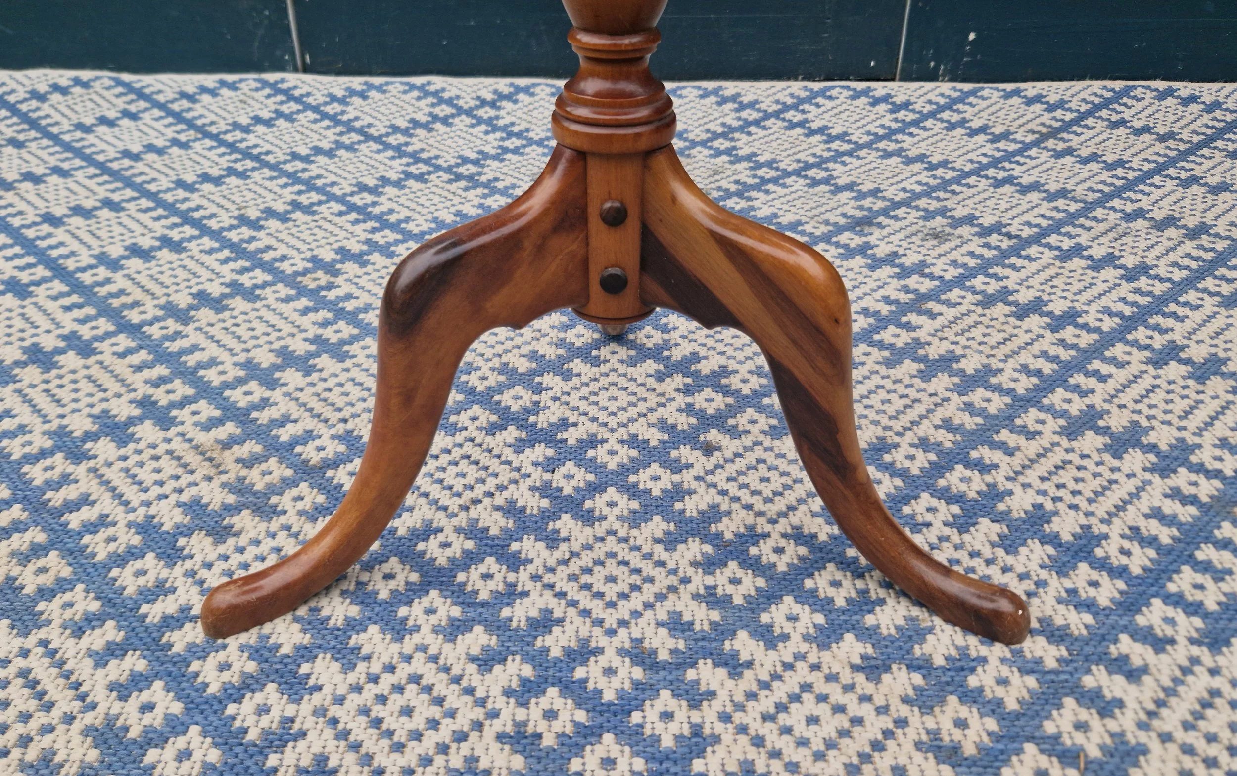 African Stinkwood side table 7.jpg