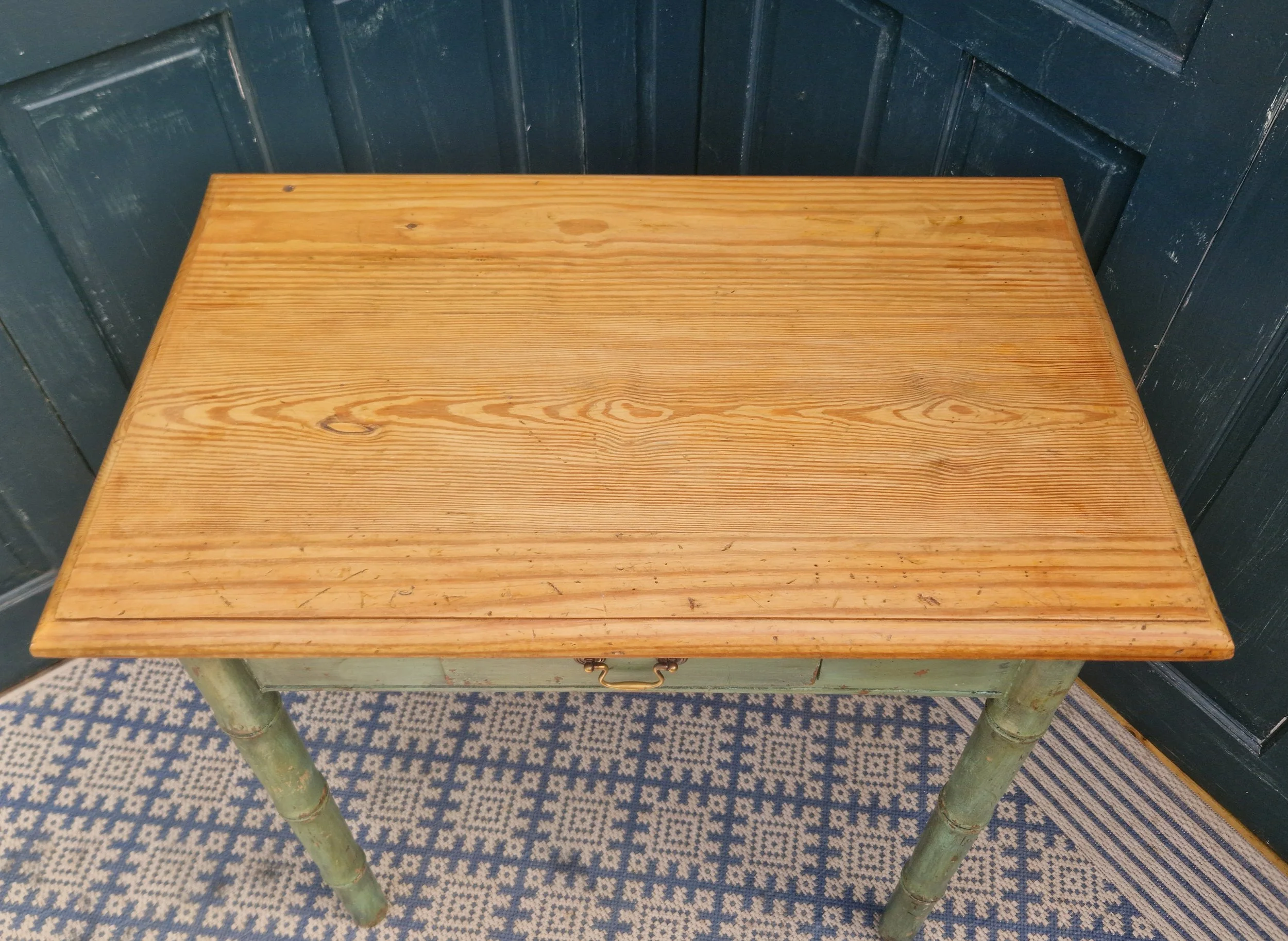 Painted pine table 6.jpg