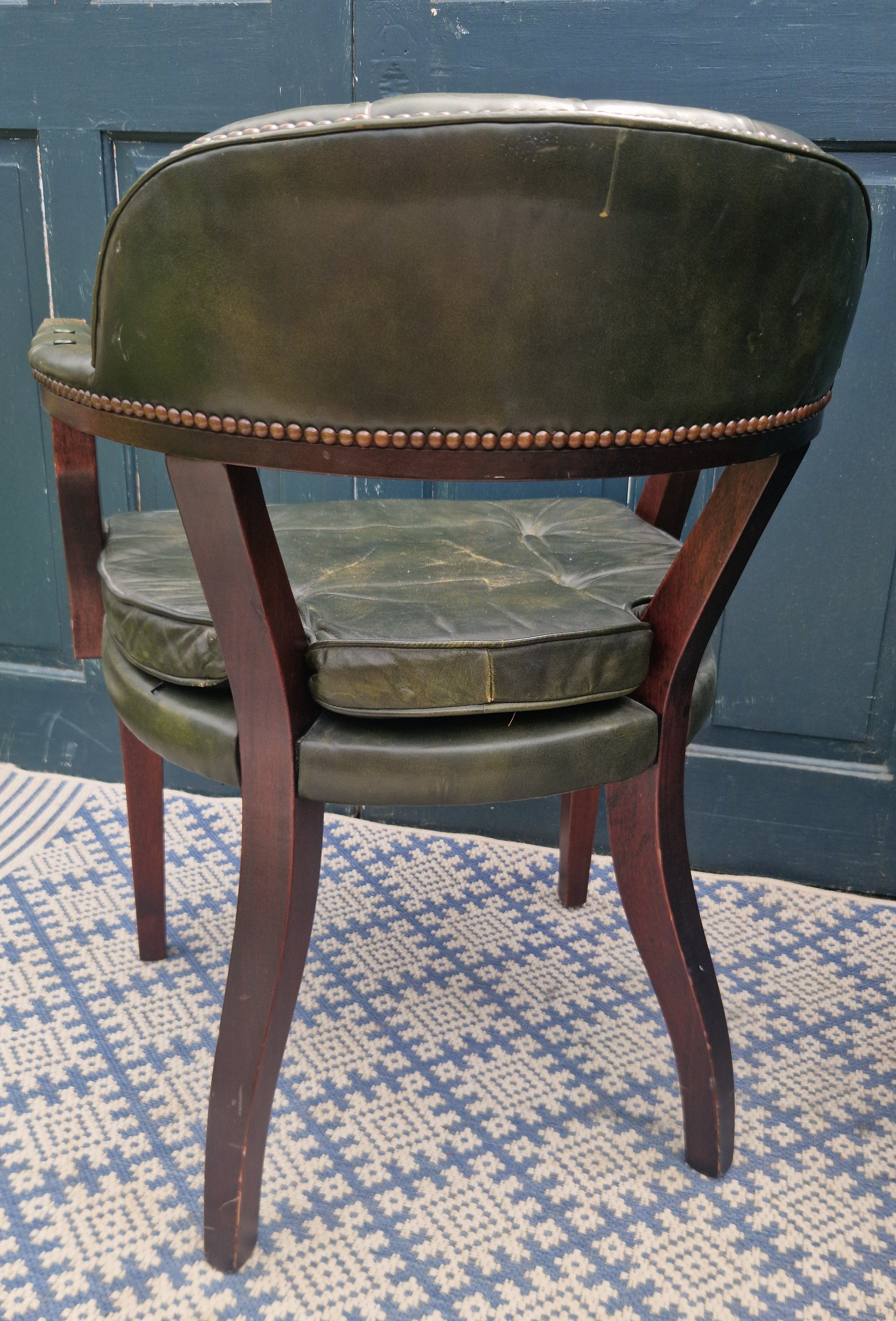 Green tub chairs 8.jpg