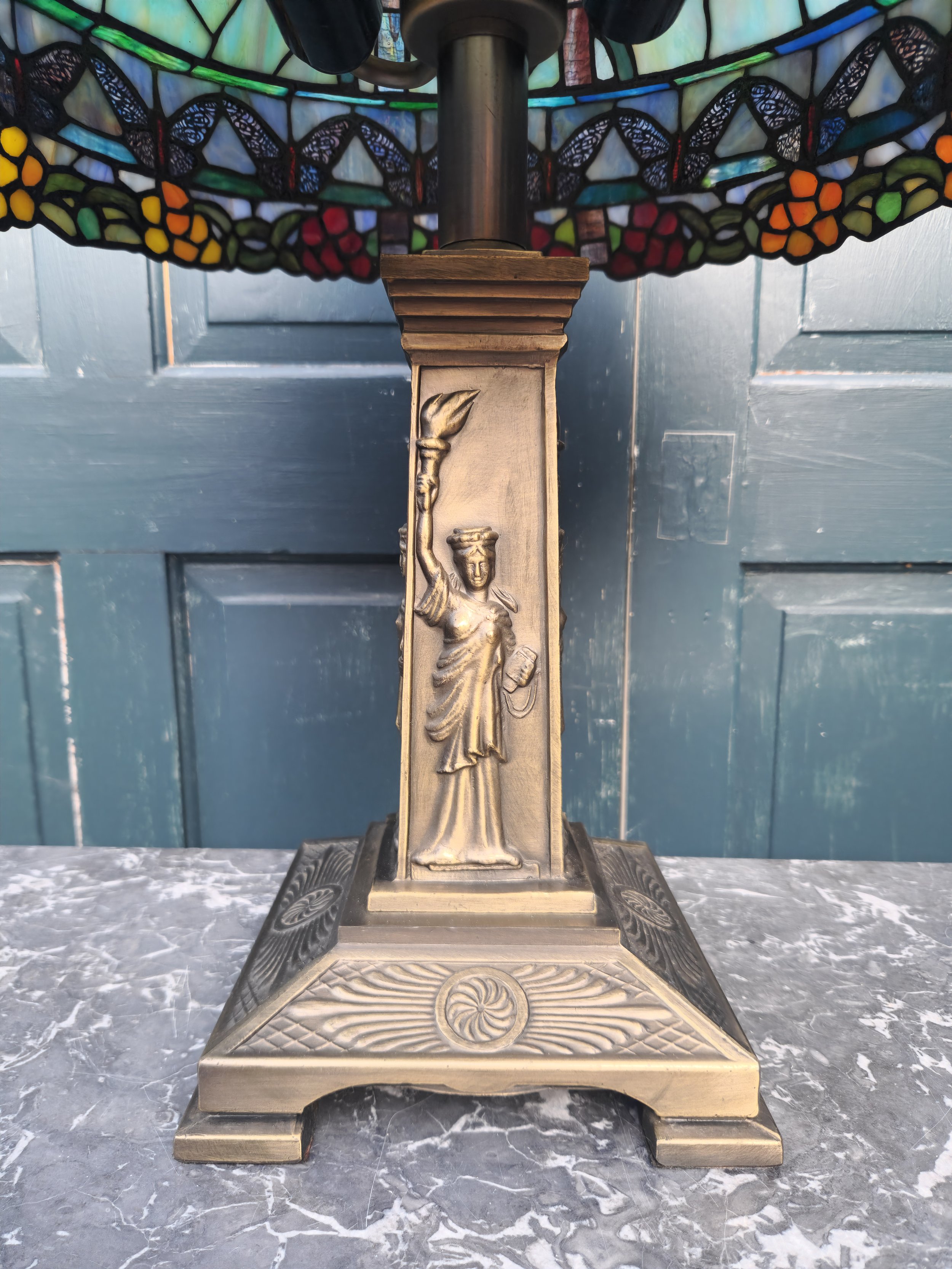 Tiffany style lamp 16.jpg