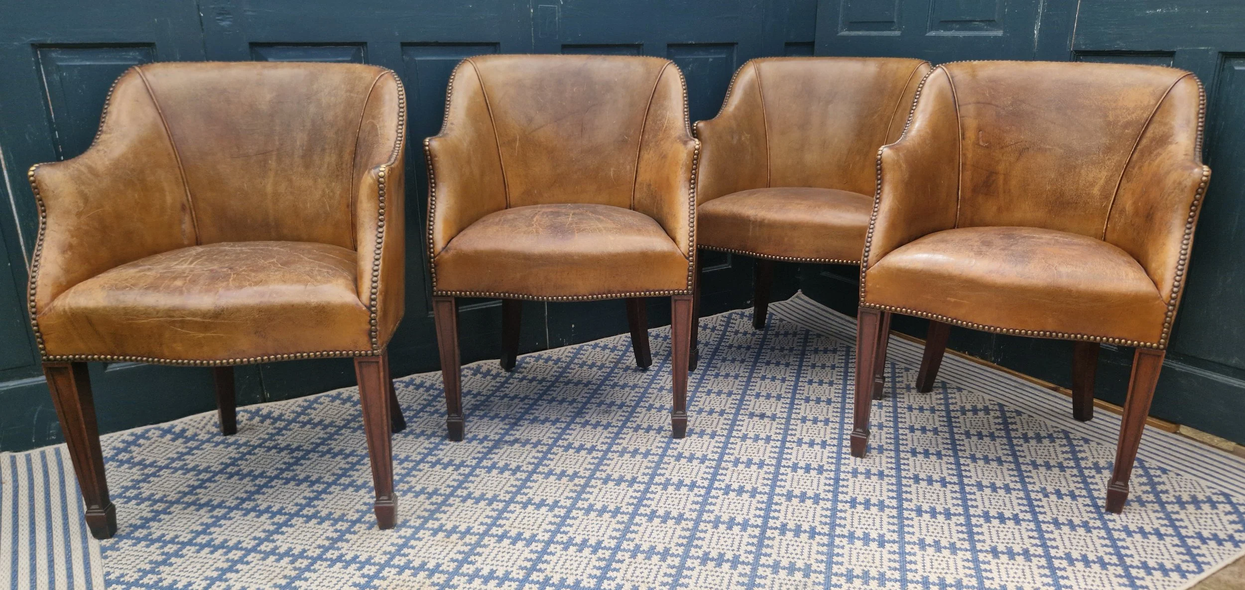 Leather tub chairs 3.1.jpg
