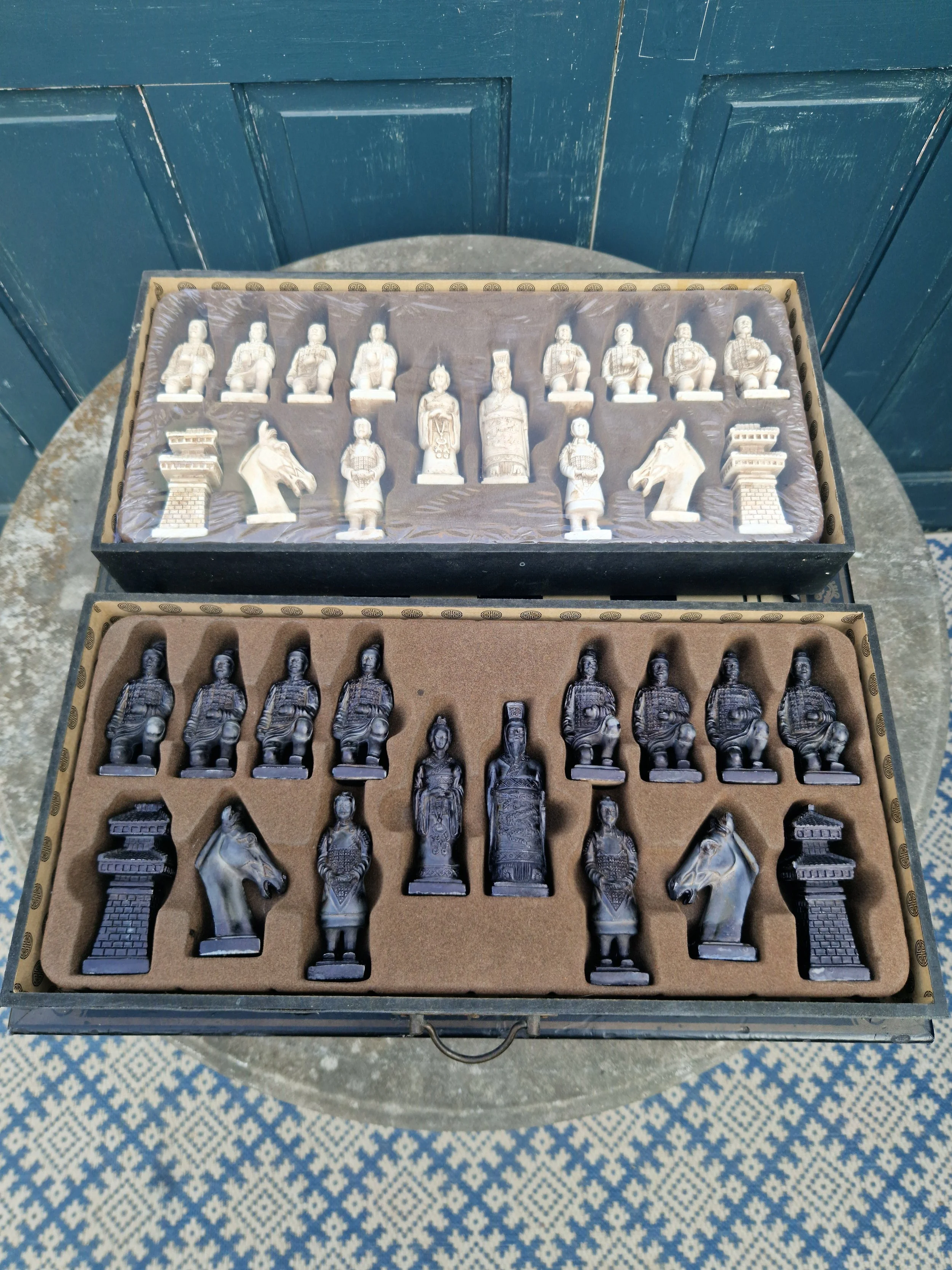 Chinese Chess set 10.jpg