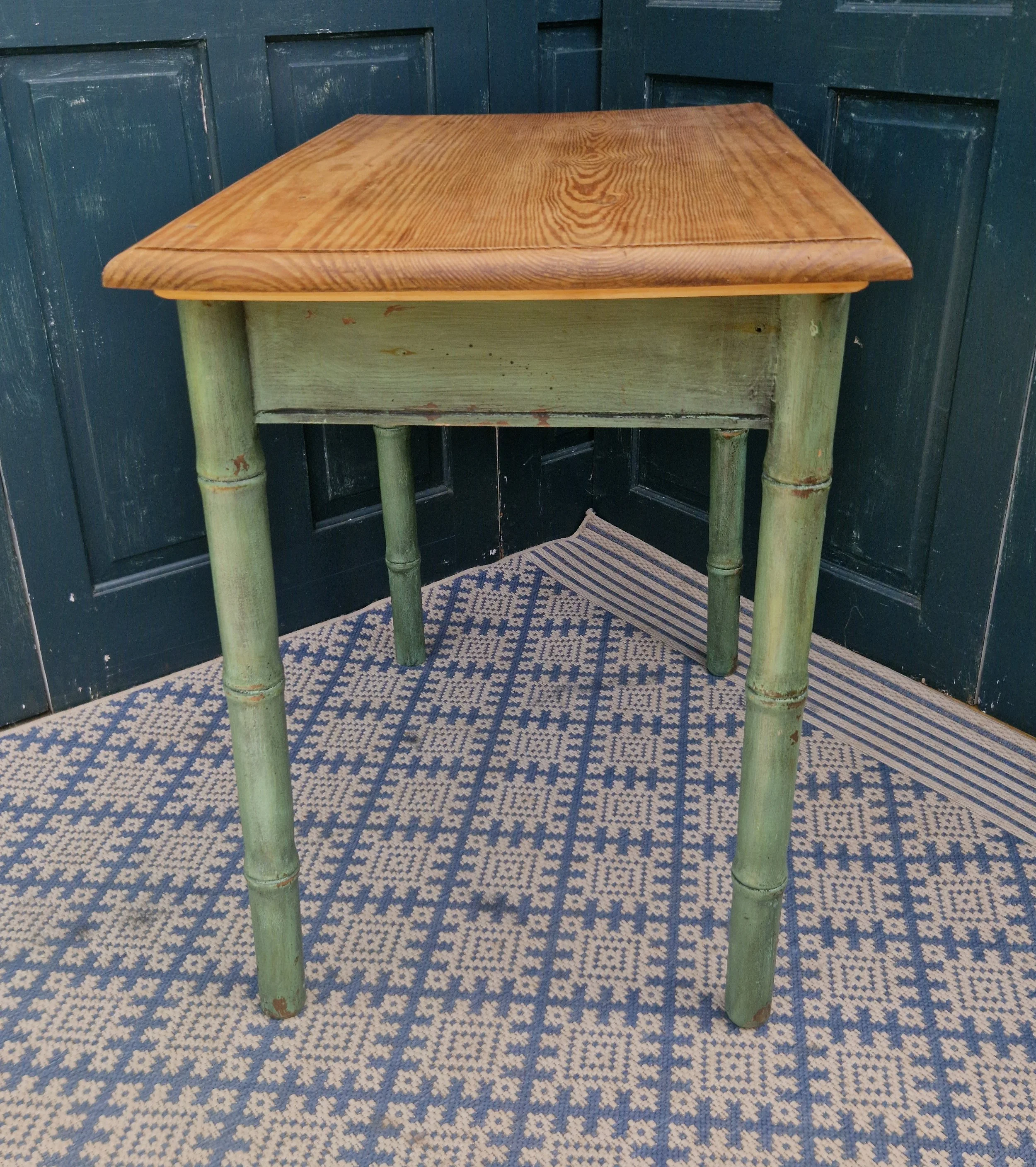 Painted pine table 5.jpg