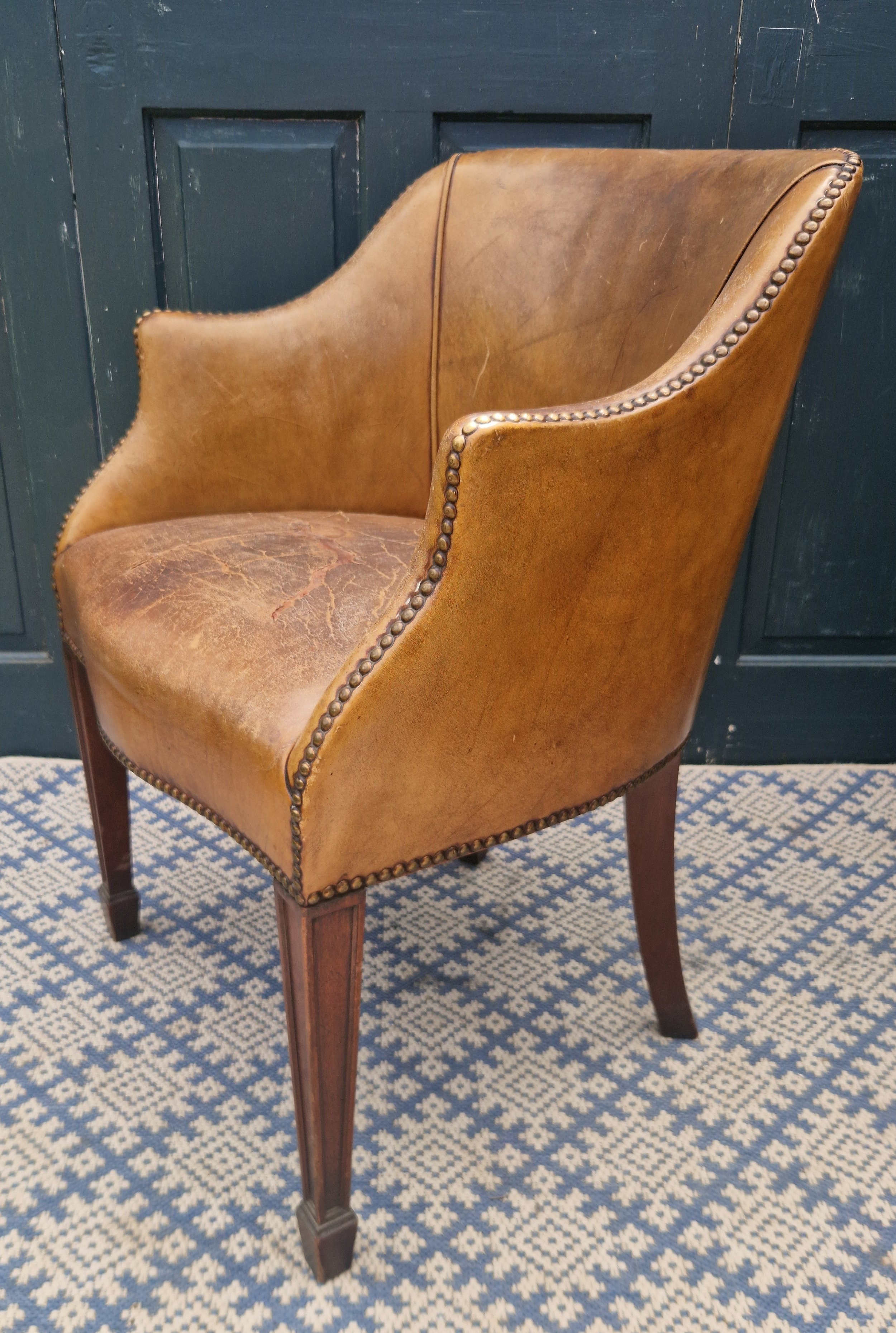 Leather tub chairs 17.jpg