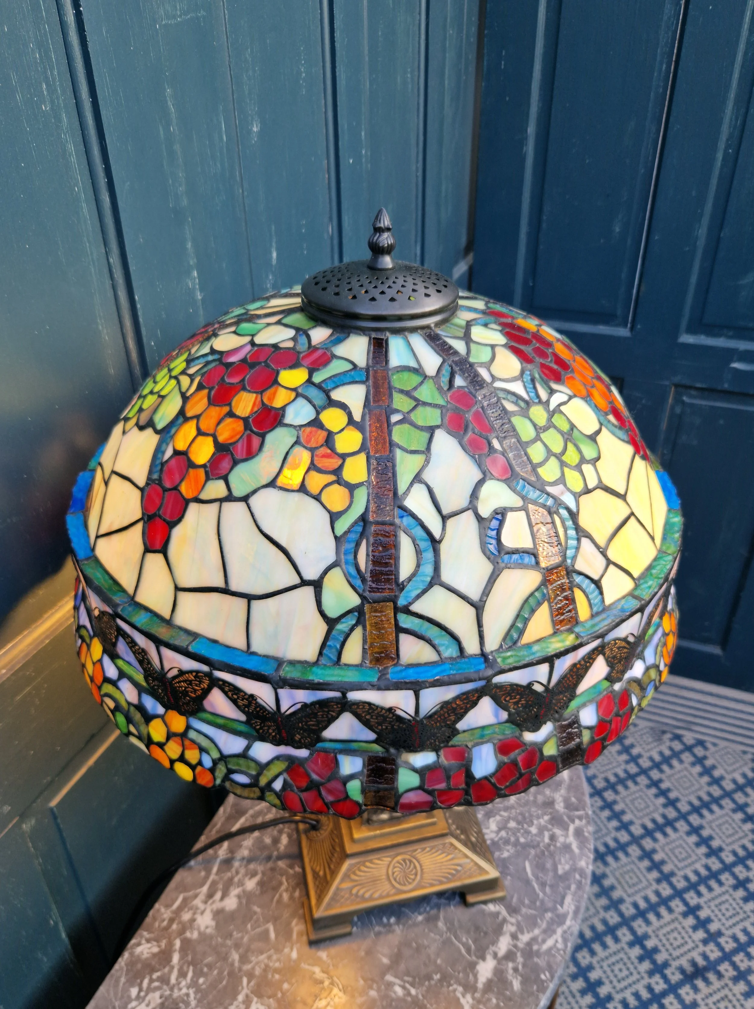 Tiffany style lamp 9.jpg