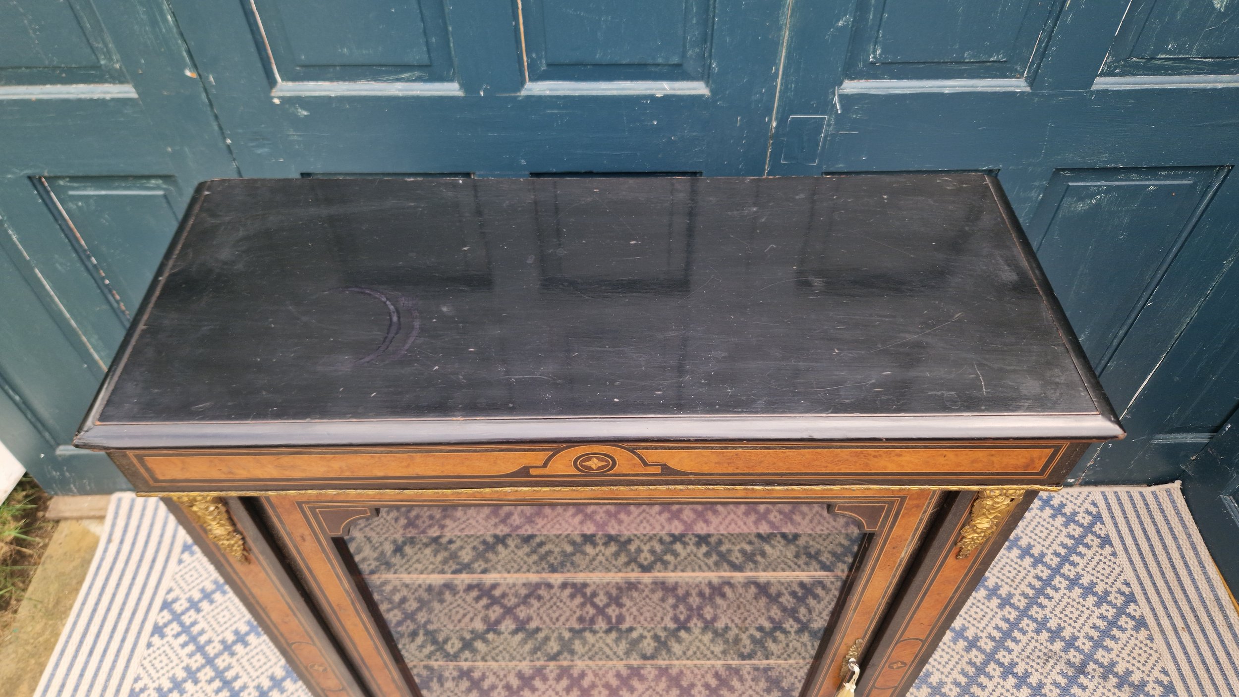 Pier Cabinet 10.jpg