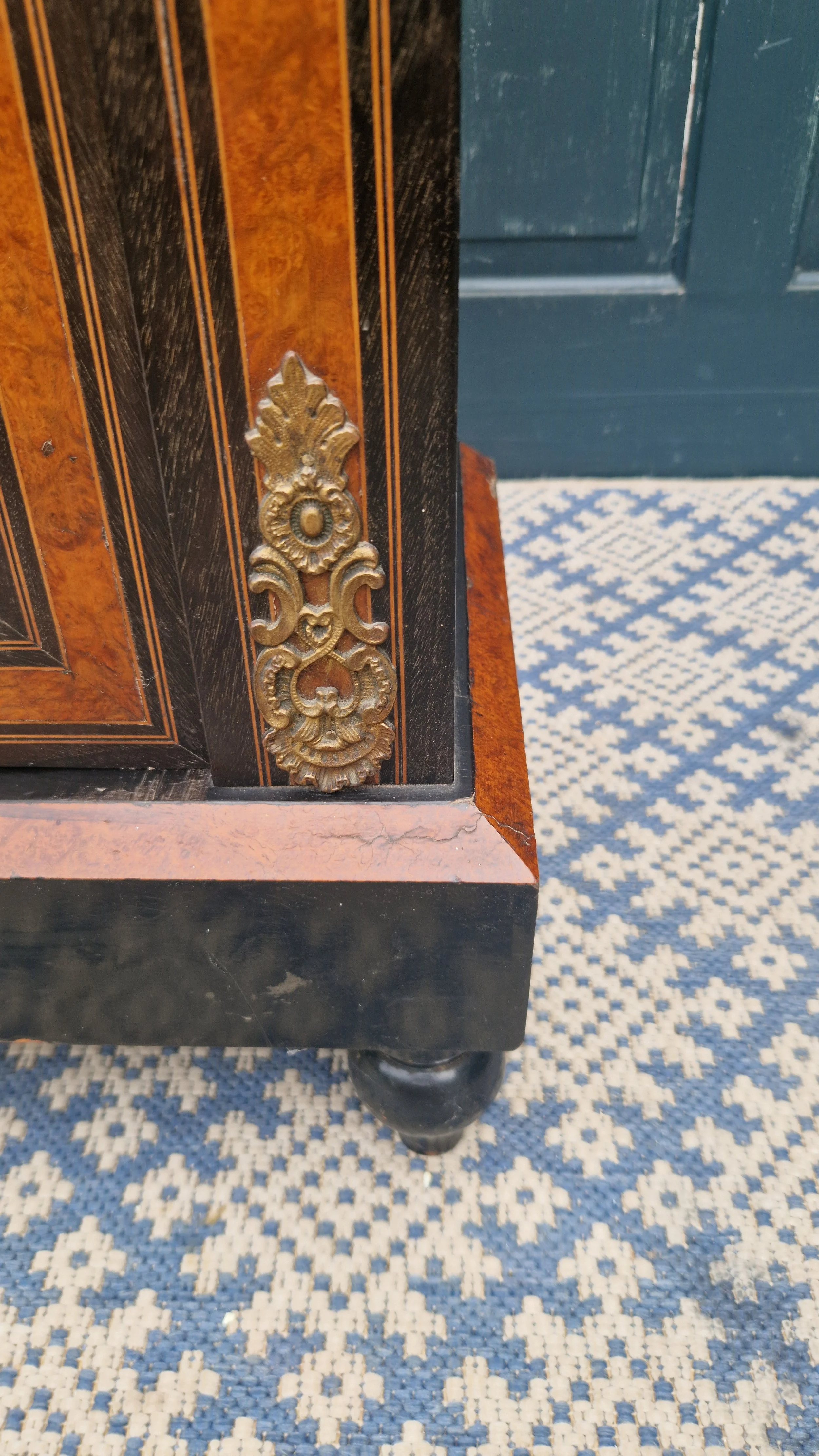 Pier Cabinet 8.jpg