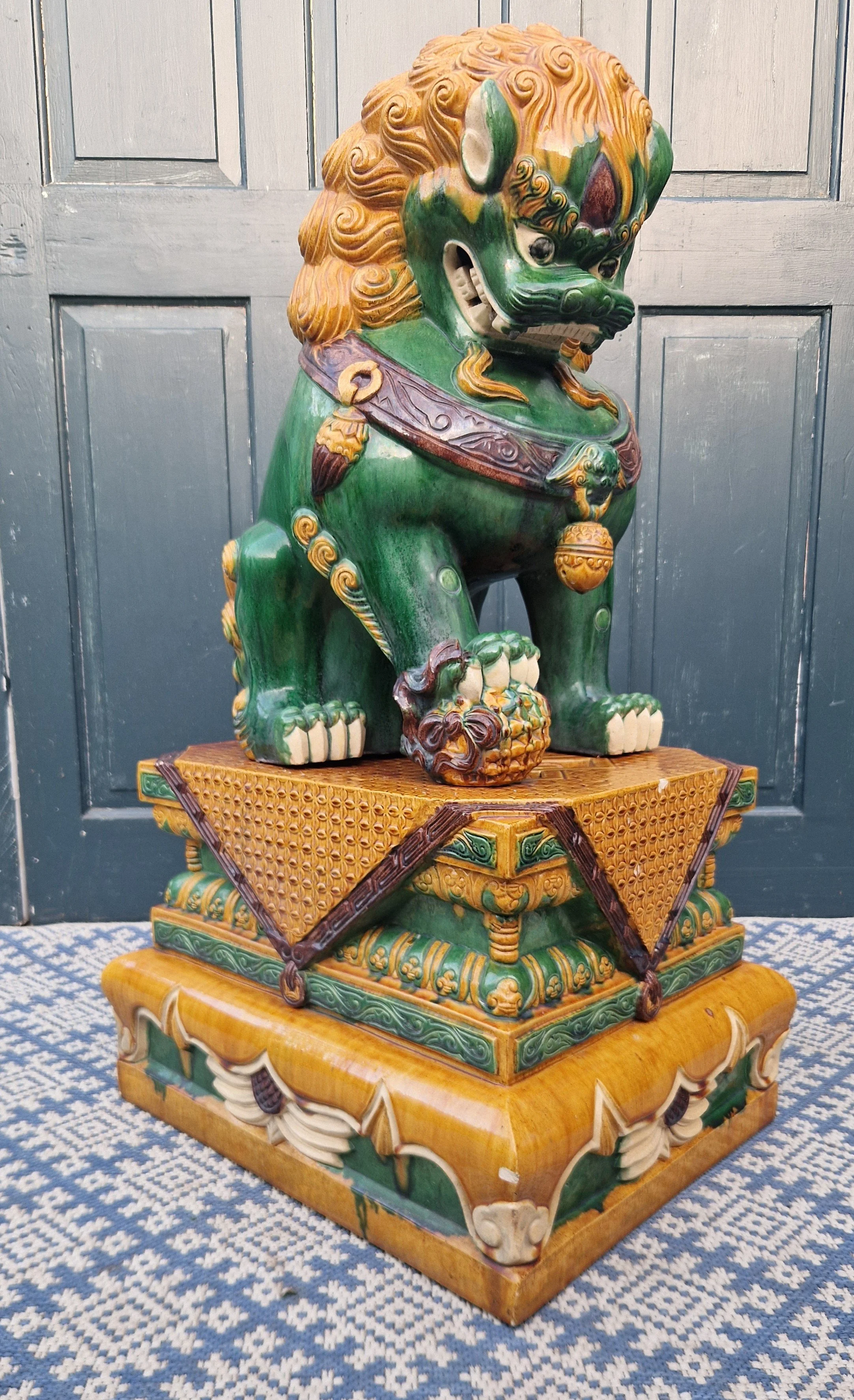 Foo dog 2.jpg