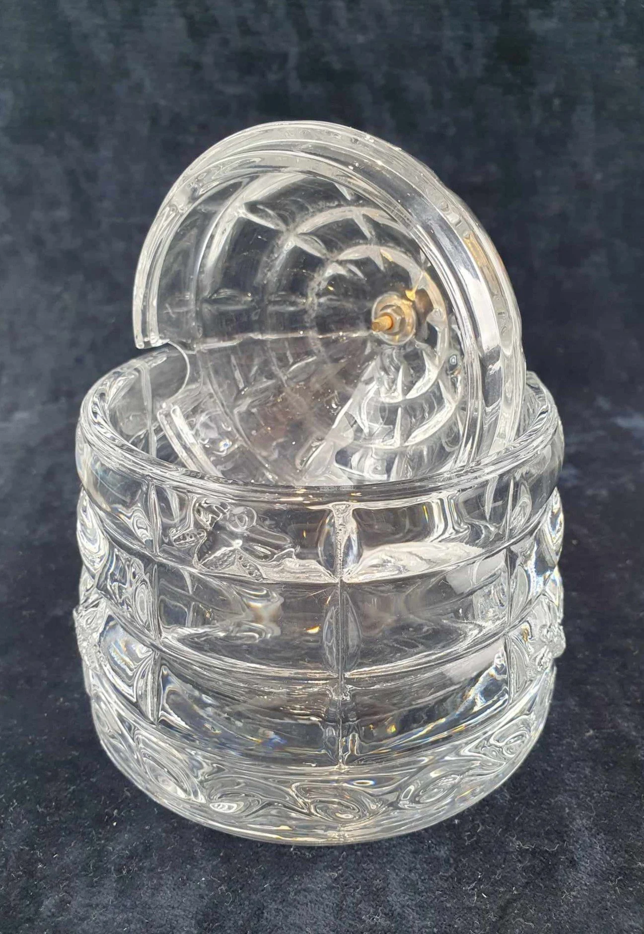 Bee hive honey pot 7.jpg
