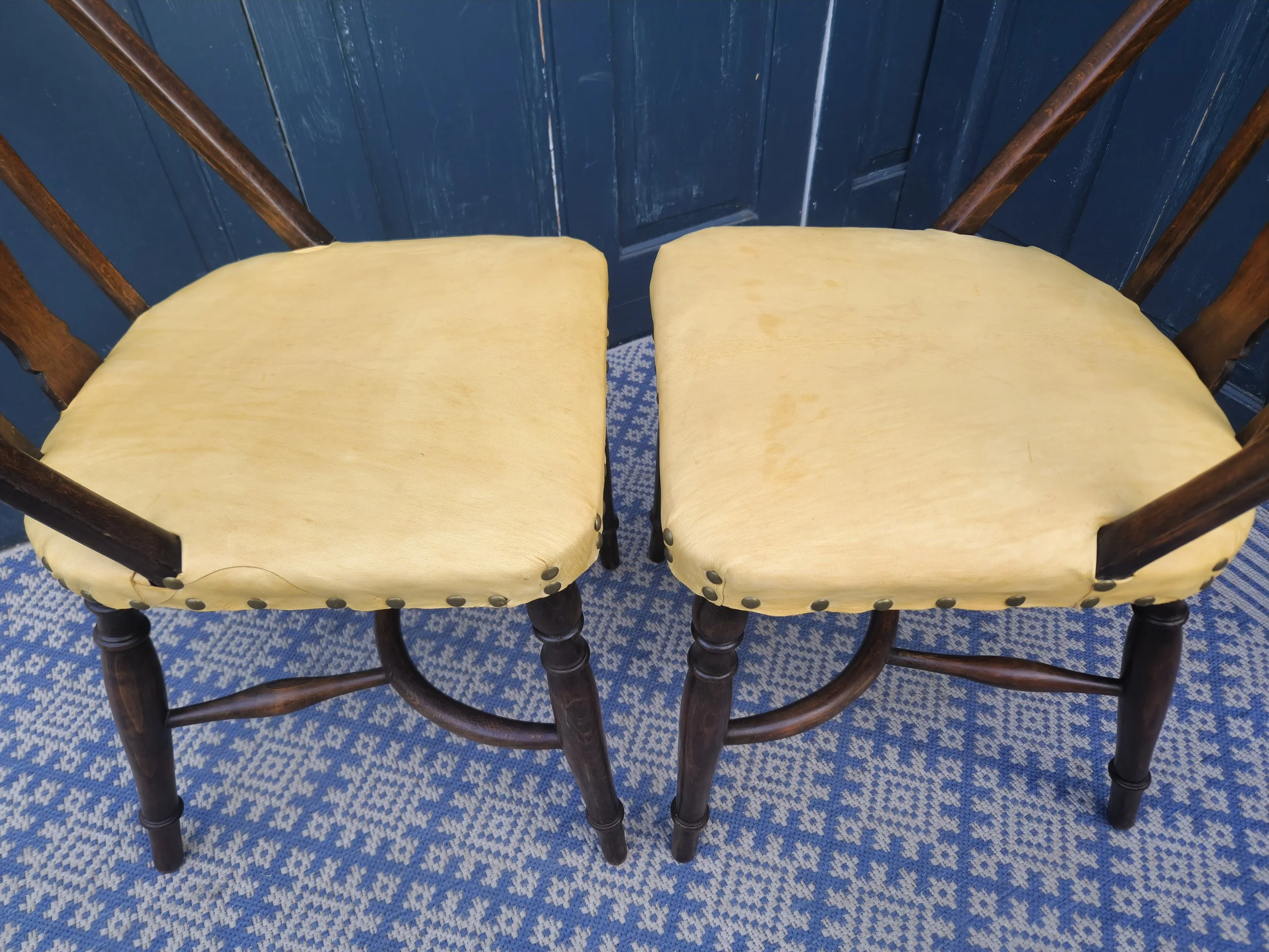 Arts & Crafts Gothic Heraldic Lion-Back Windsor Chairs 10.jpg