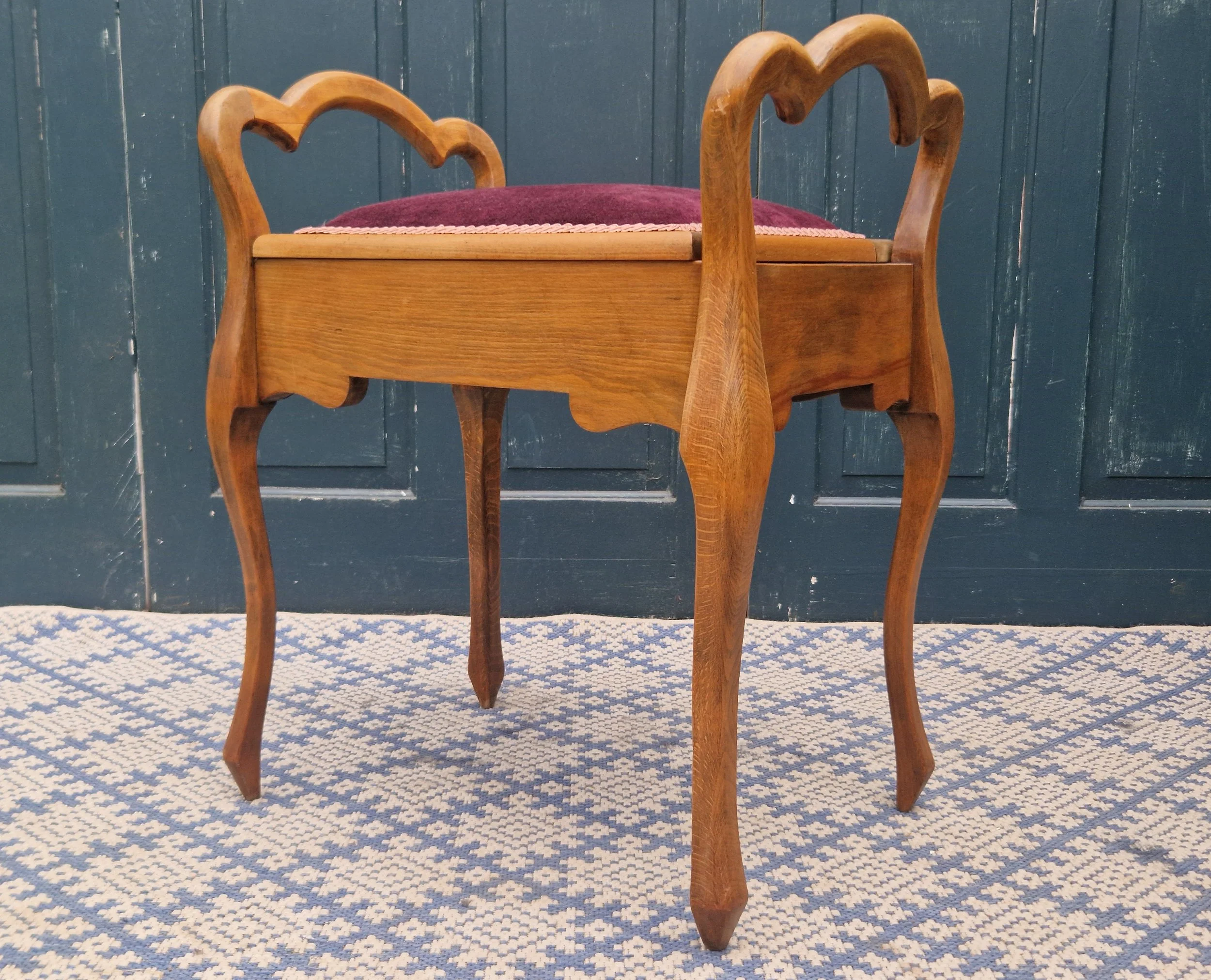 Piano stool Edwarian 6.jpg