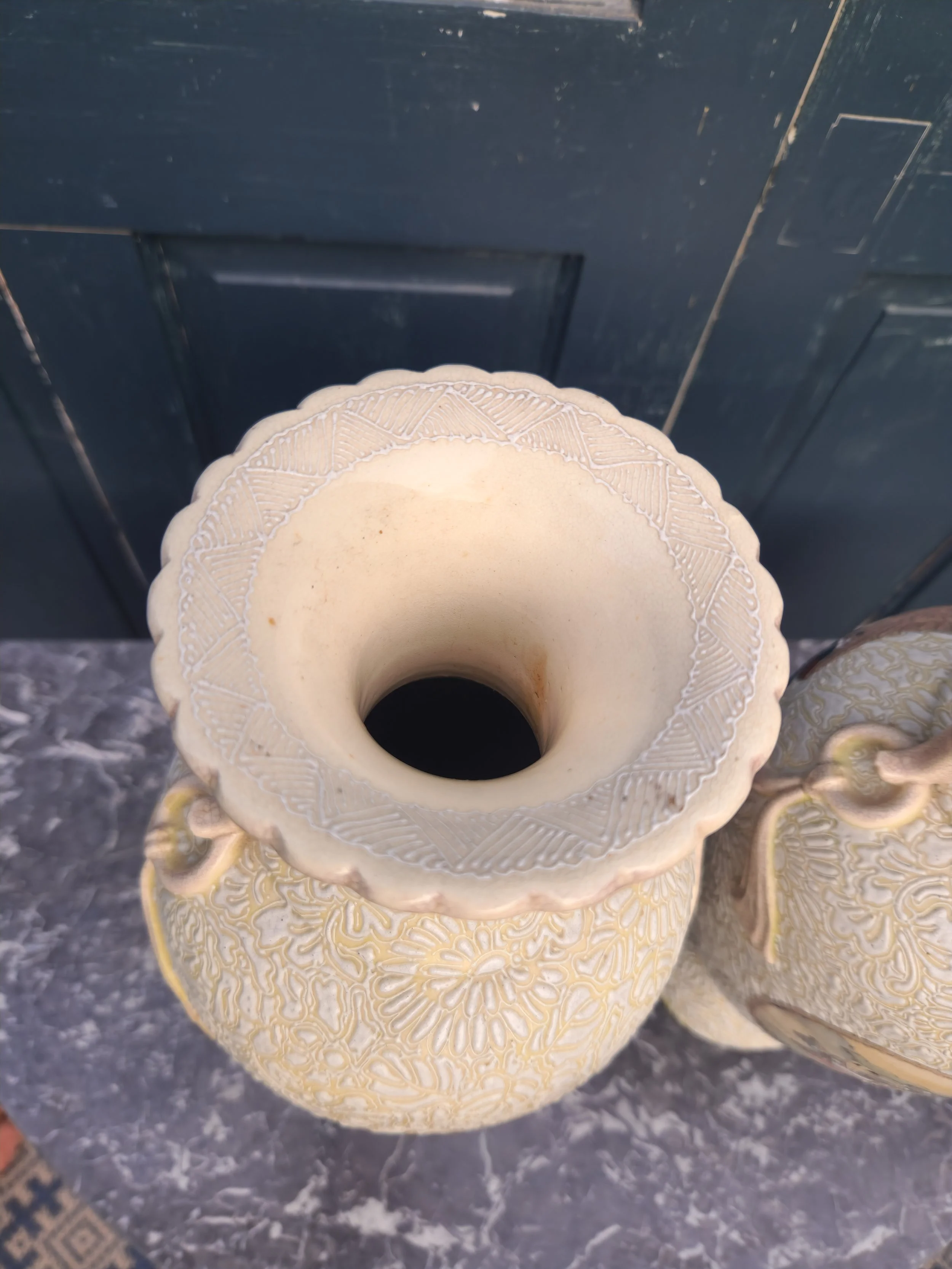 Satsuma pair of vases 10.jpg