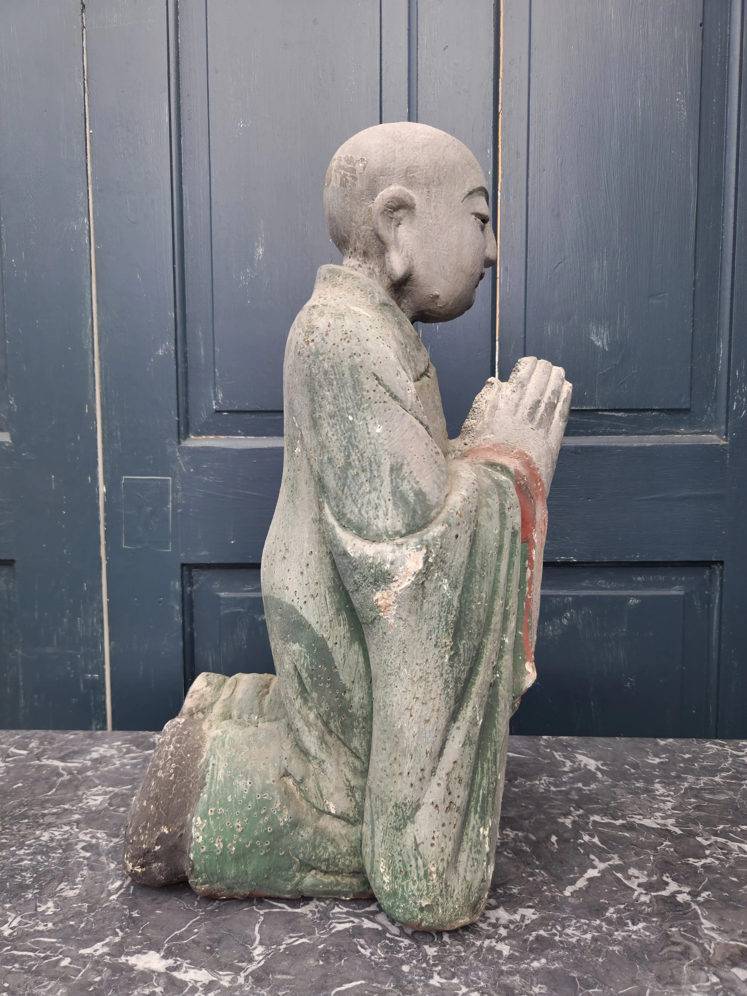 Kneeling Buddha 8.jpg