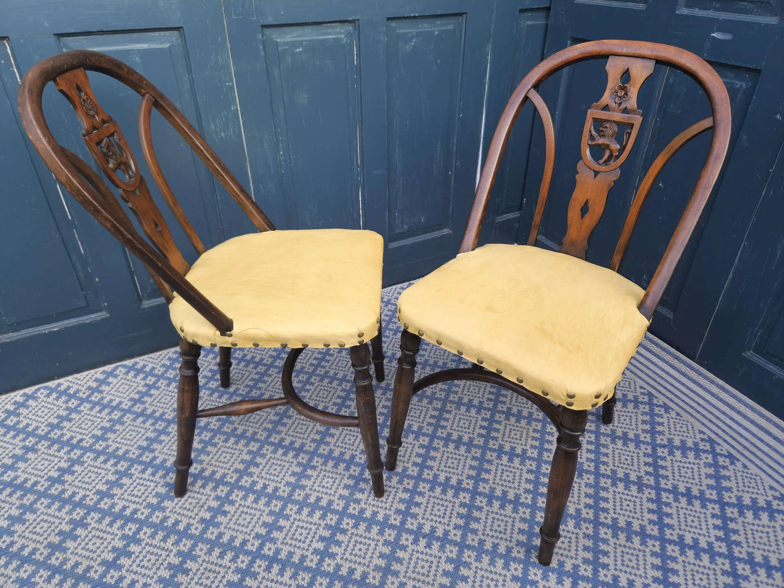 Arts & Crafts Gothic Heraldic Lion-Back Windsor Chairs 7.jpg