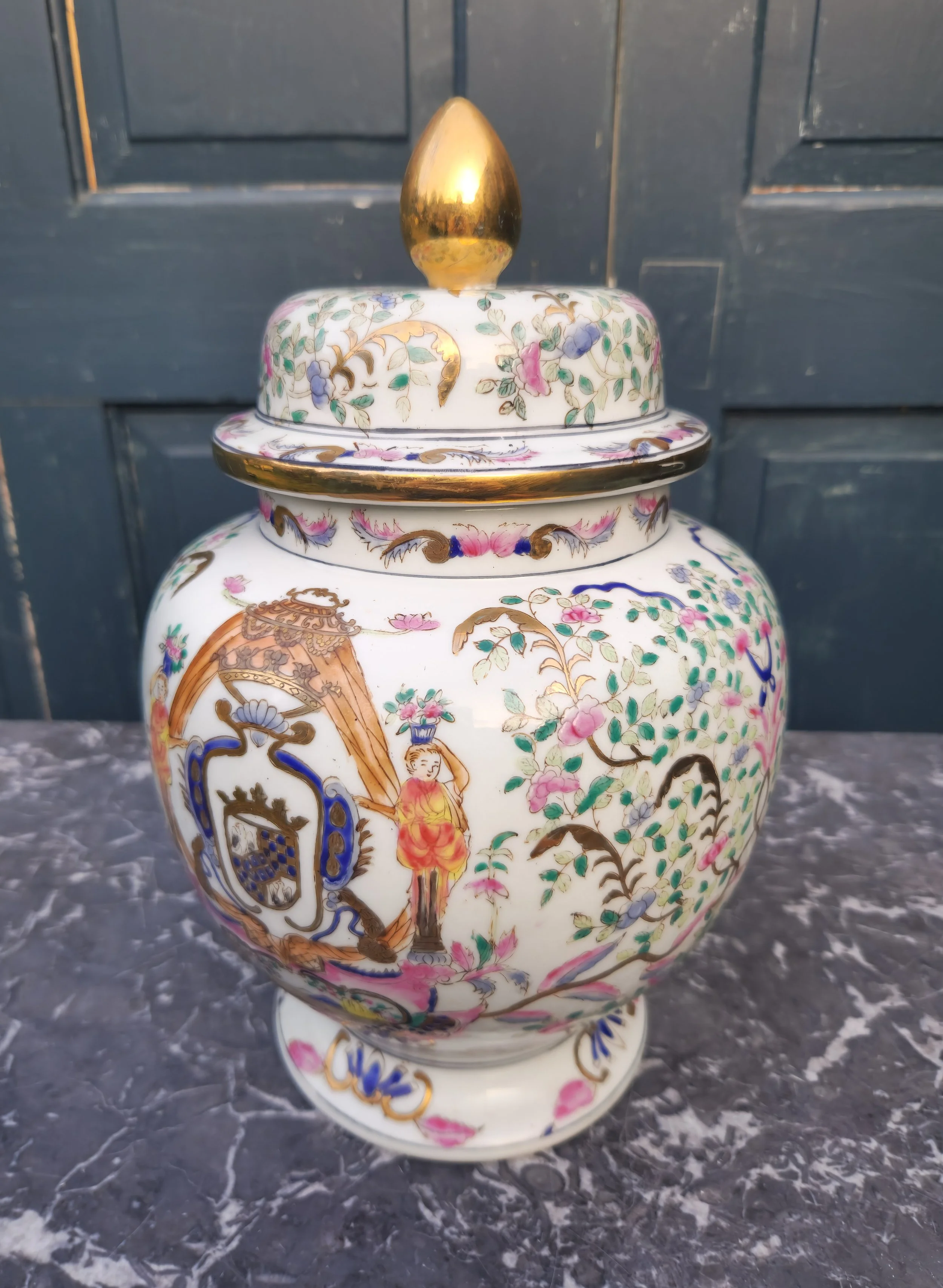 Ginger jar 2.jpg