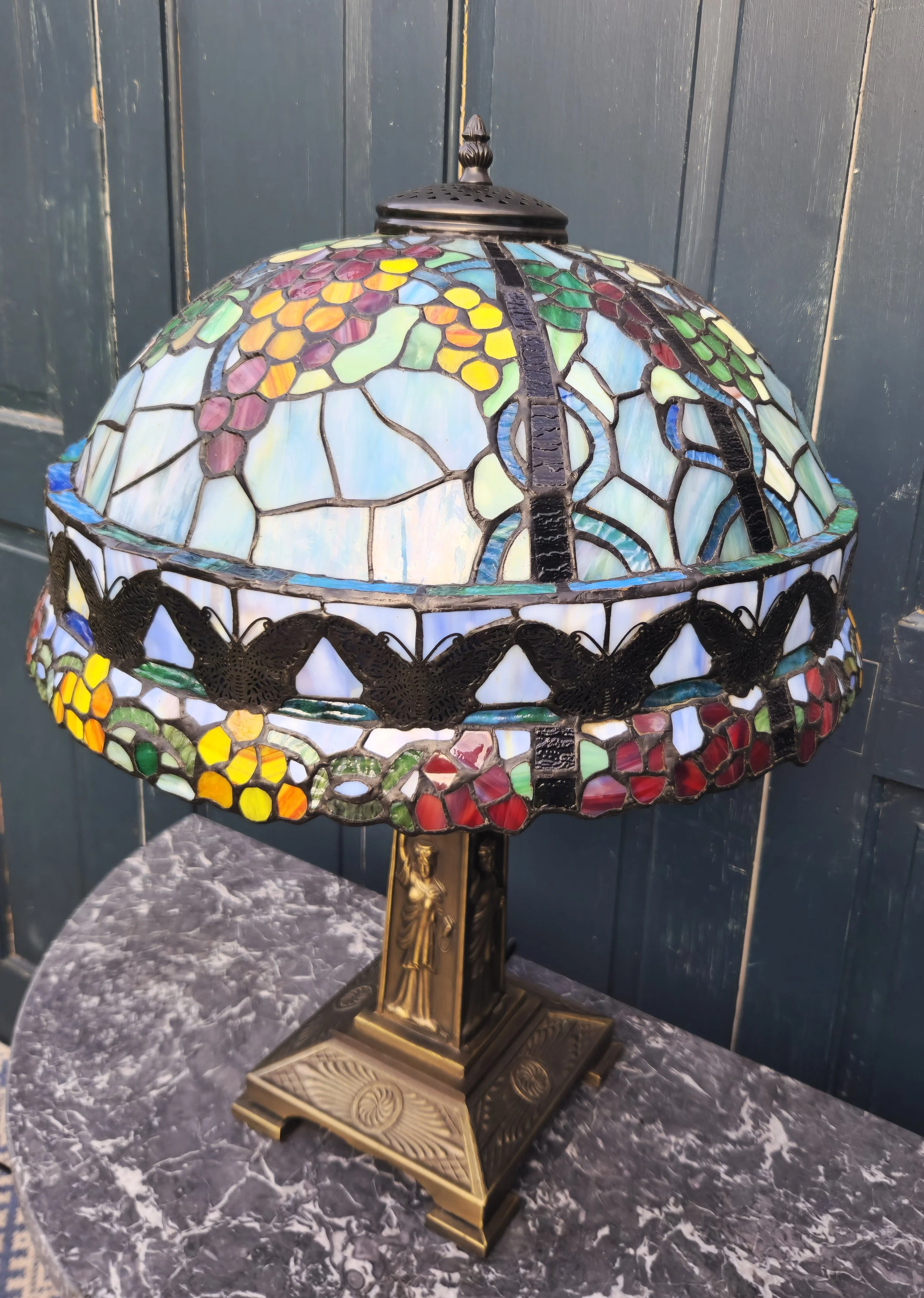 Tiffany style lamp 10.jpg