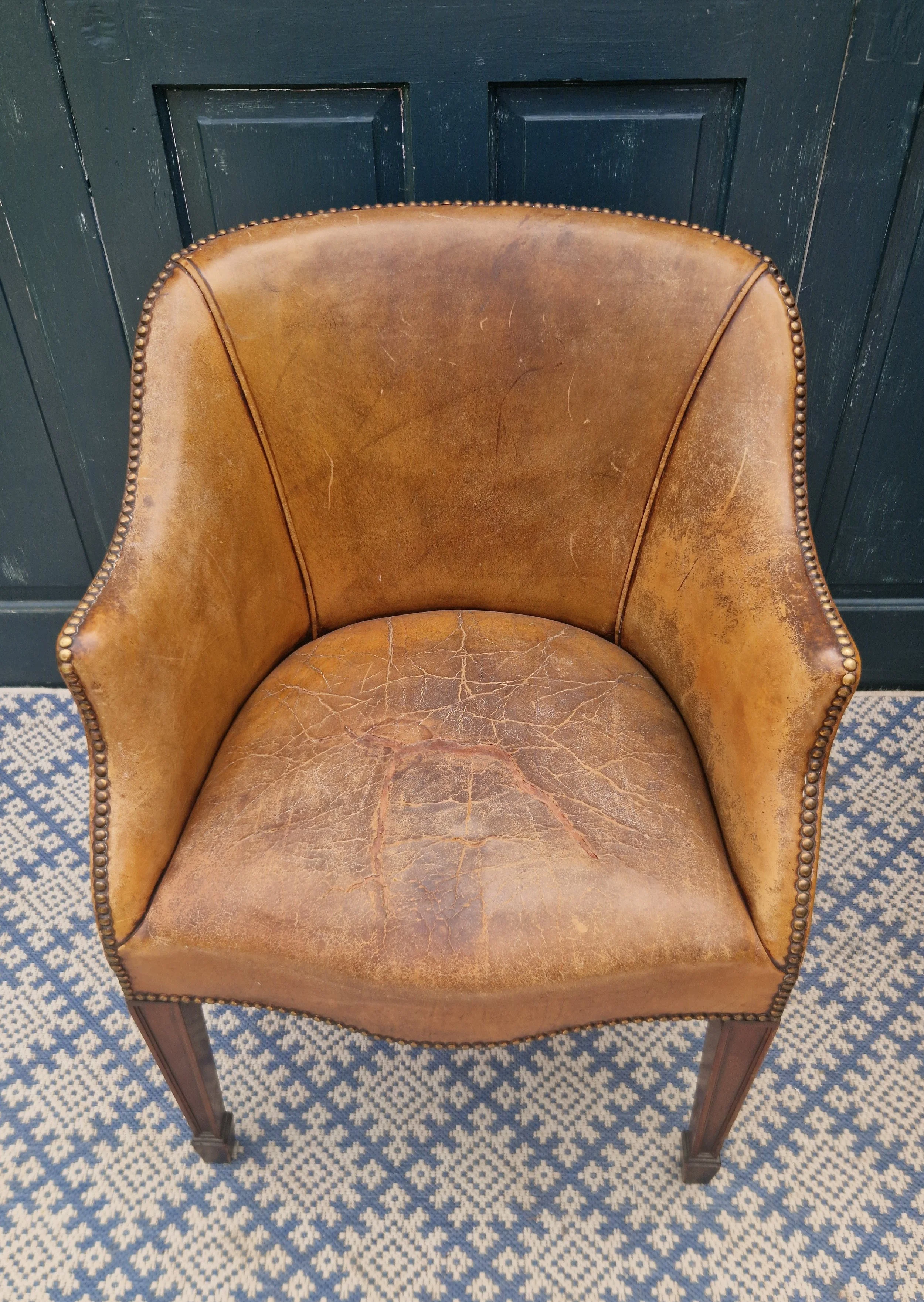 Leather tub chairs 16.jpg