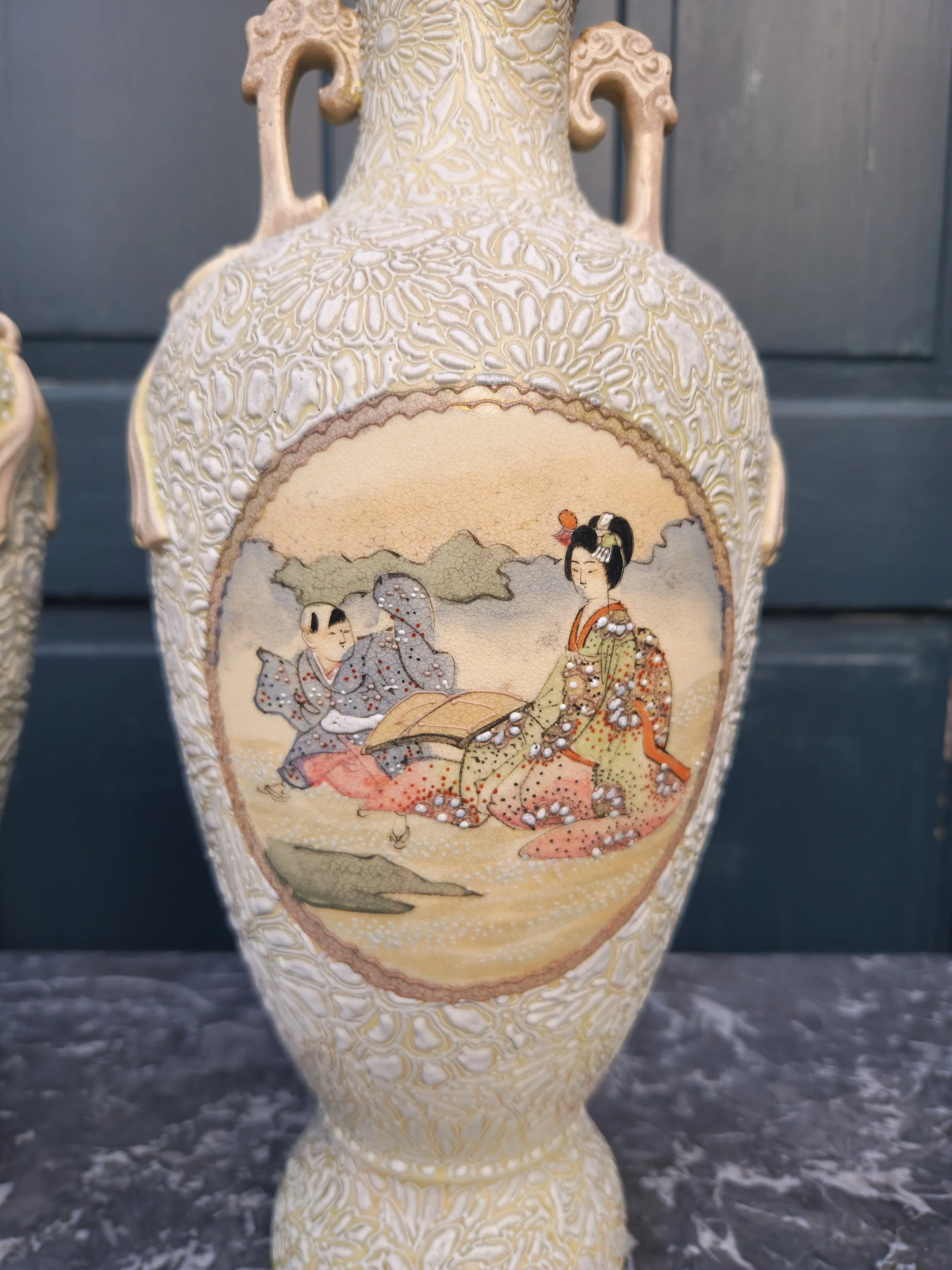 Satsuma pair of vases 8.jpg