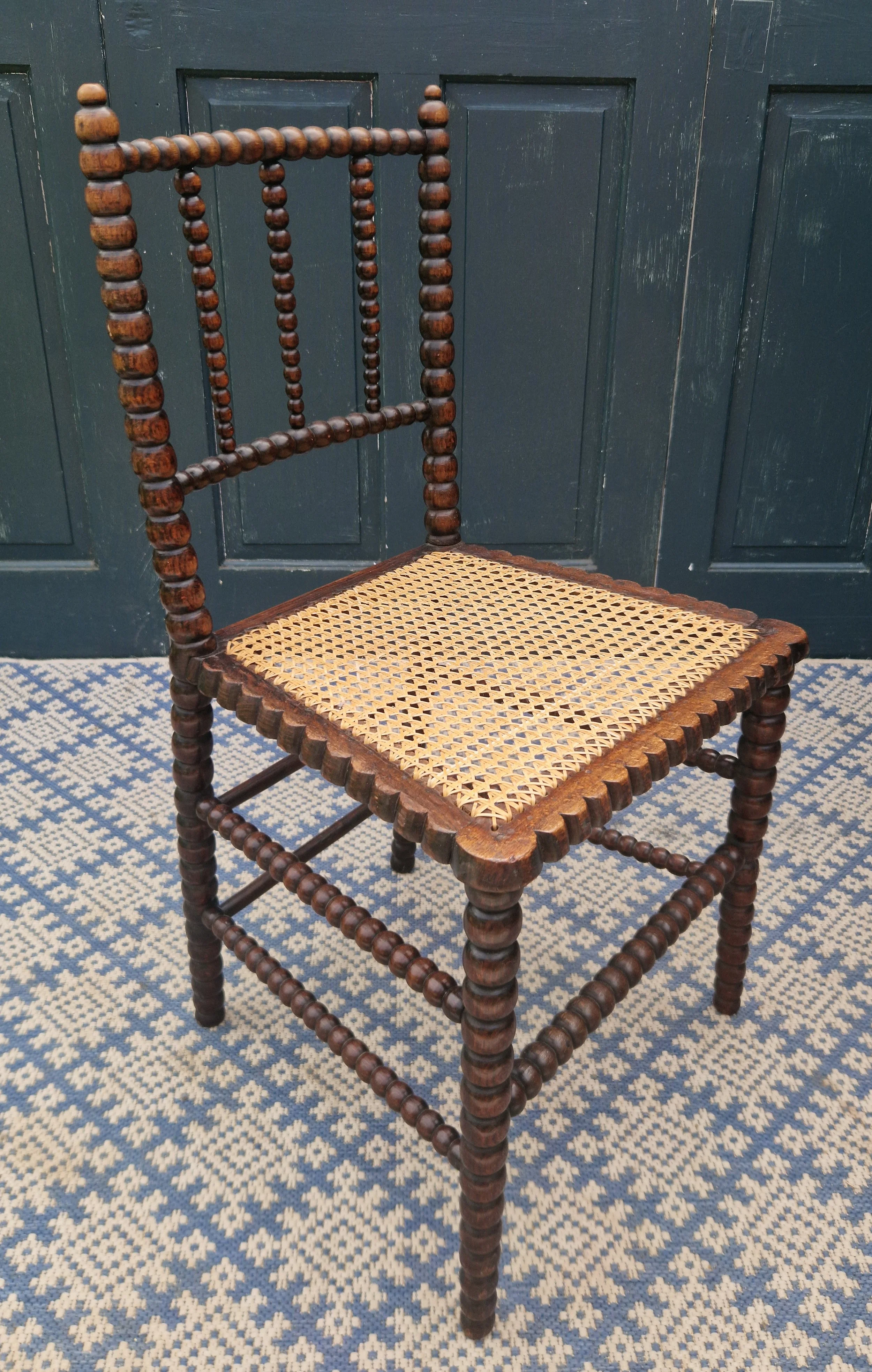 Bobbin turned chair 1.jpg