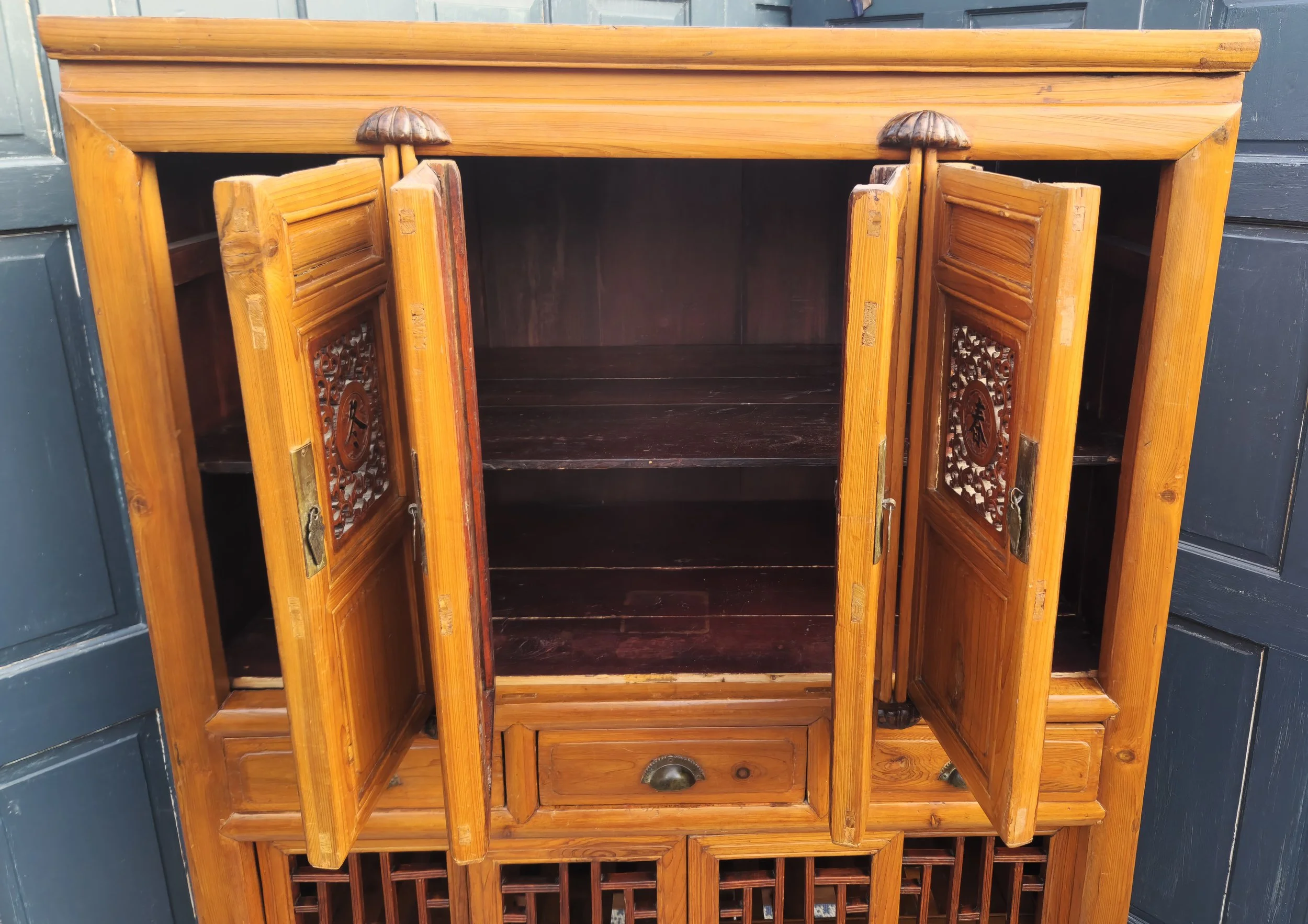 Chinese cabinet 8.jpg
