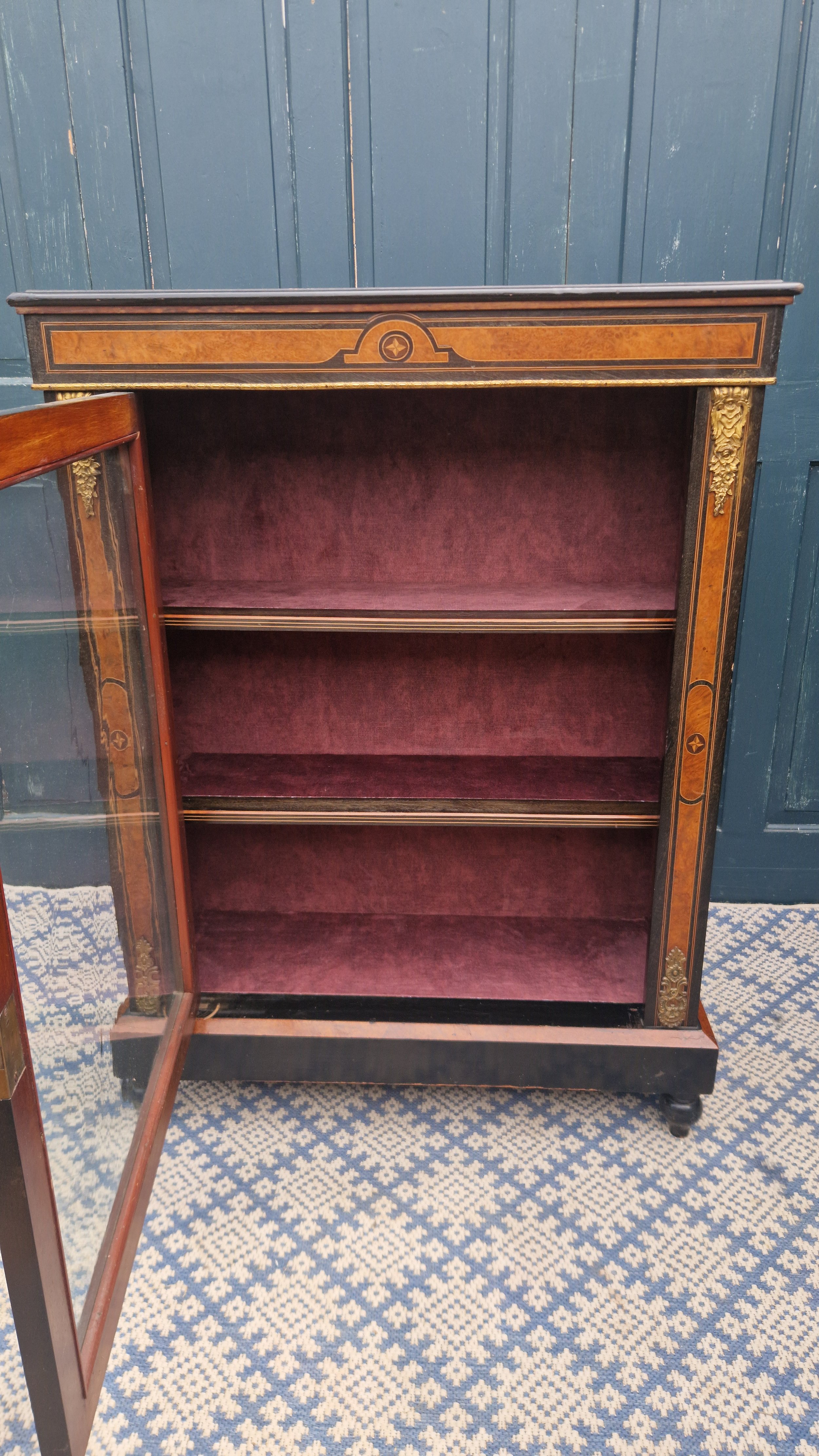 Pier Cabinet 5.jpg
