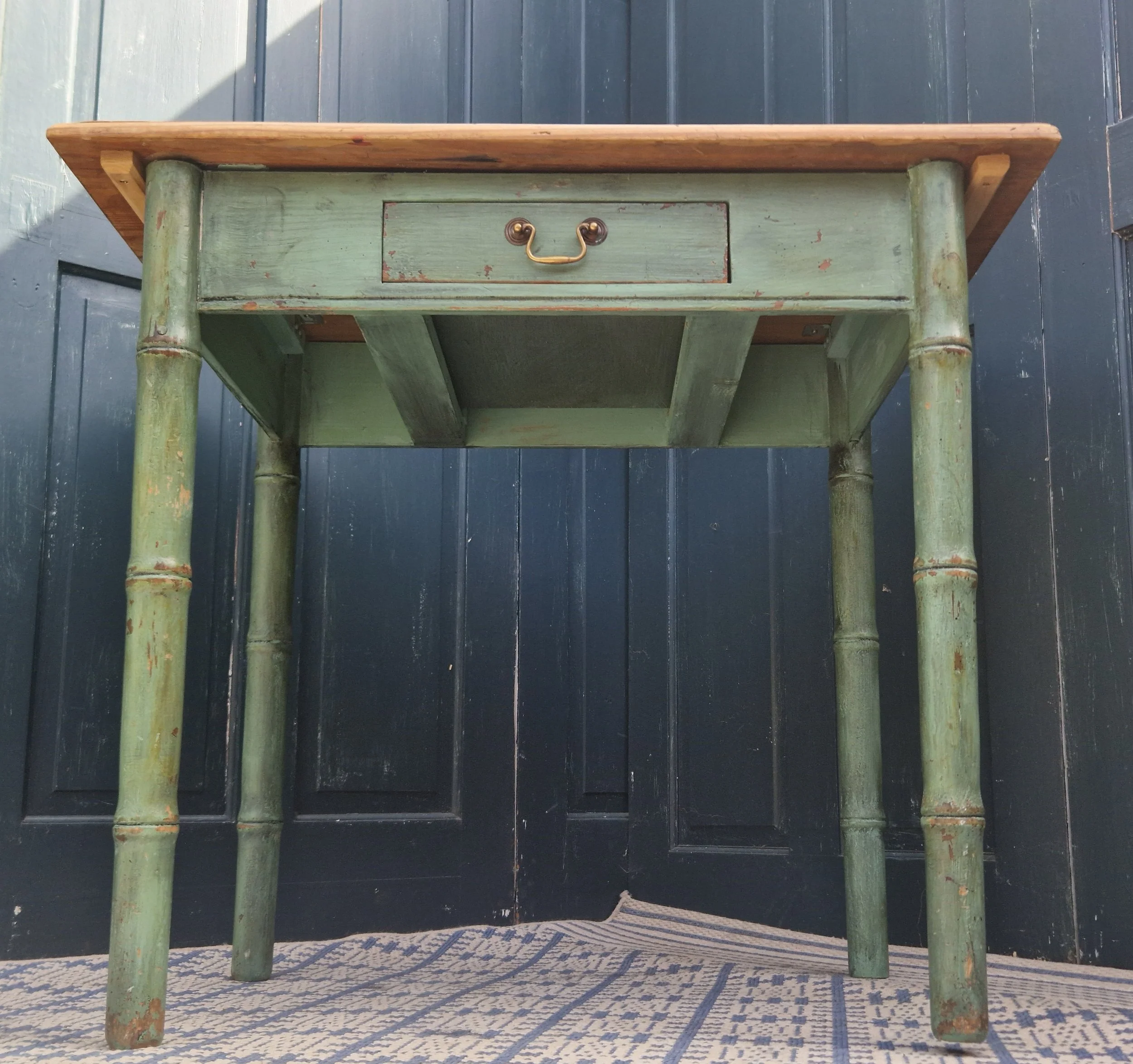 Painted pine table 4.jpg