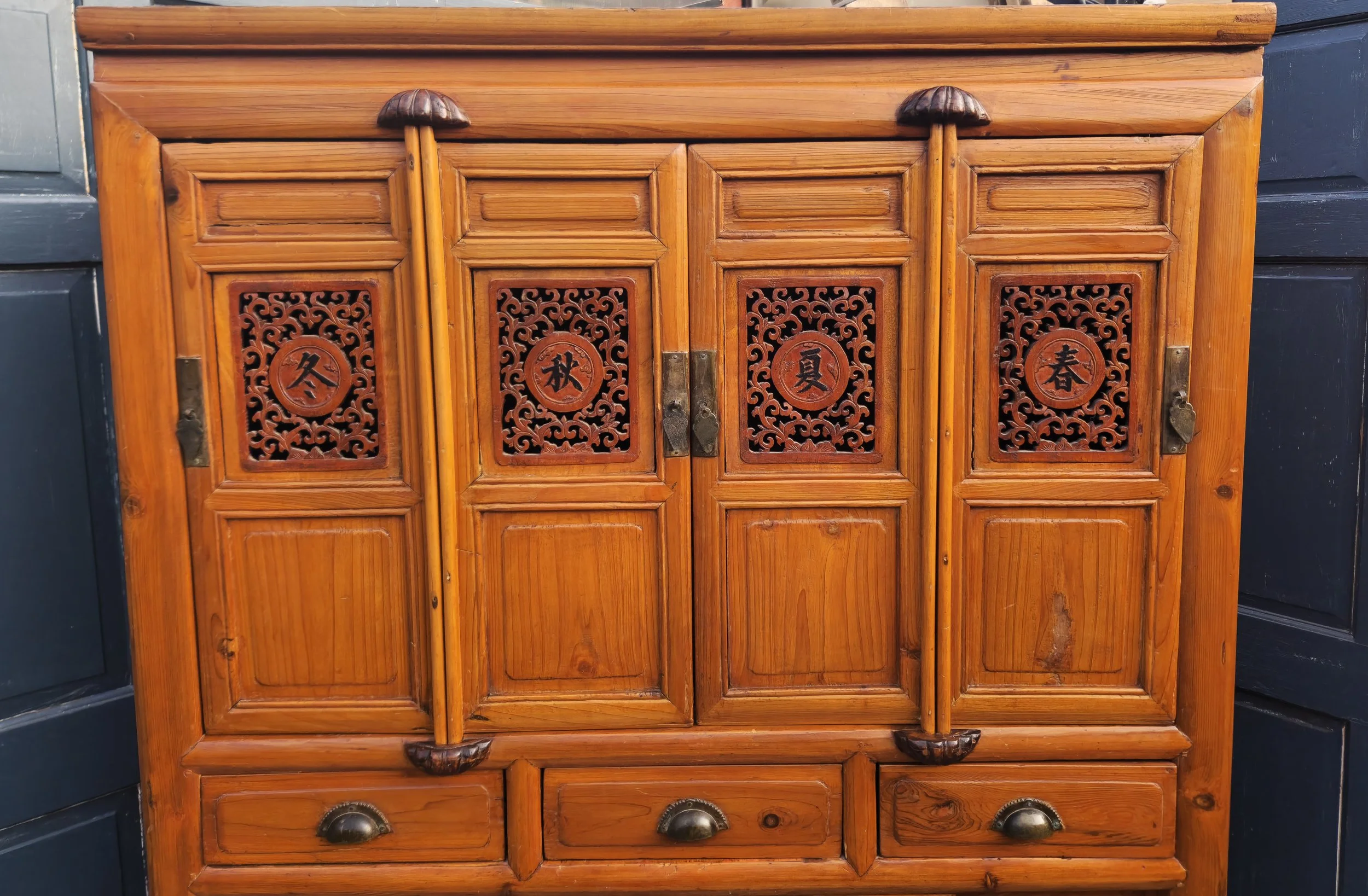 Chinese cabinet 6.jpg