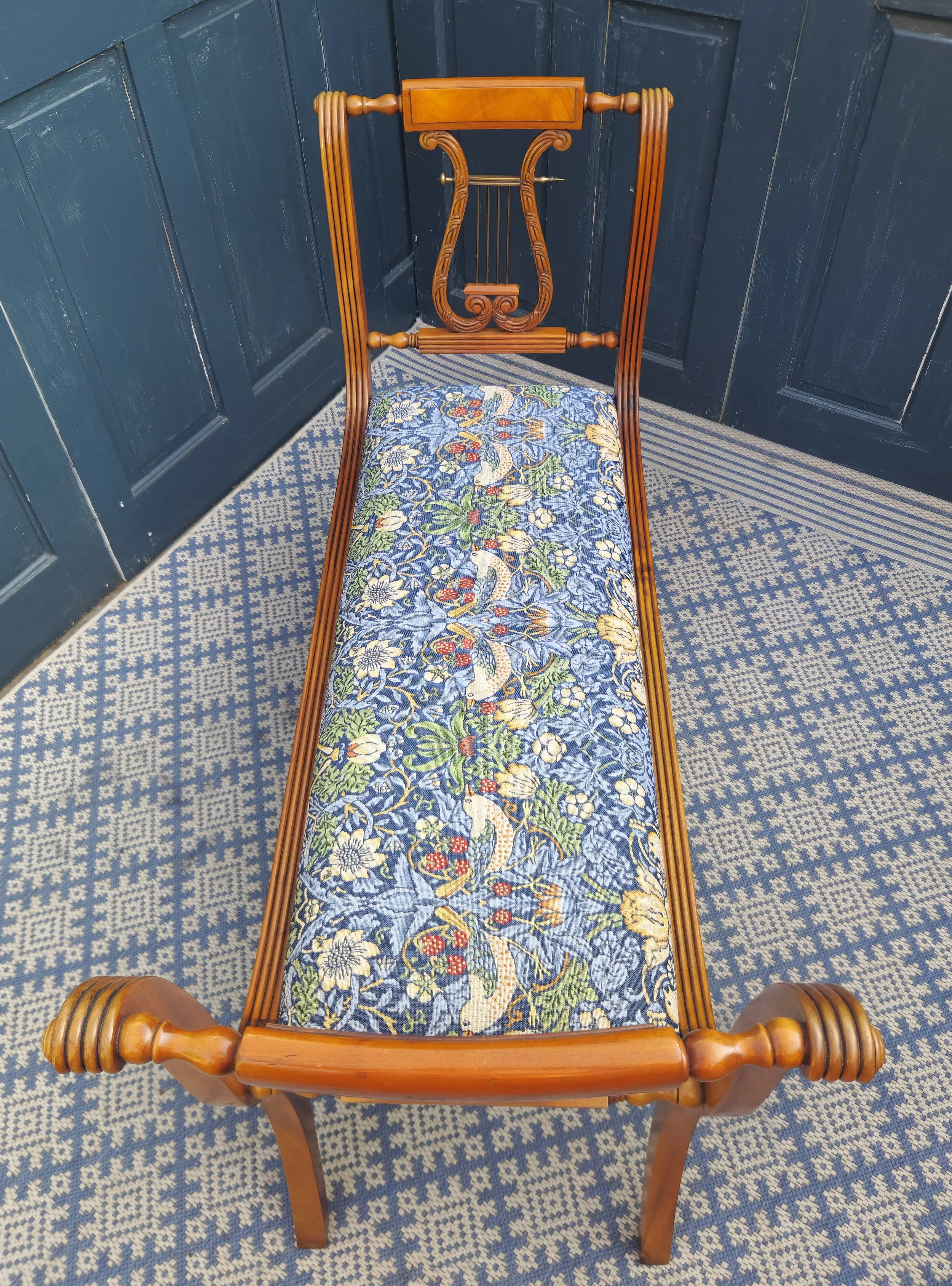 Mahogany window seat 7.jpg