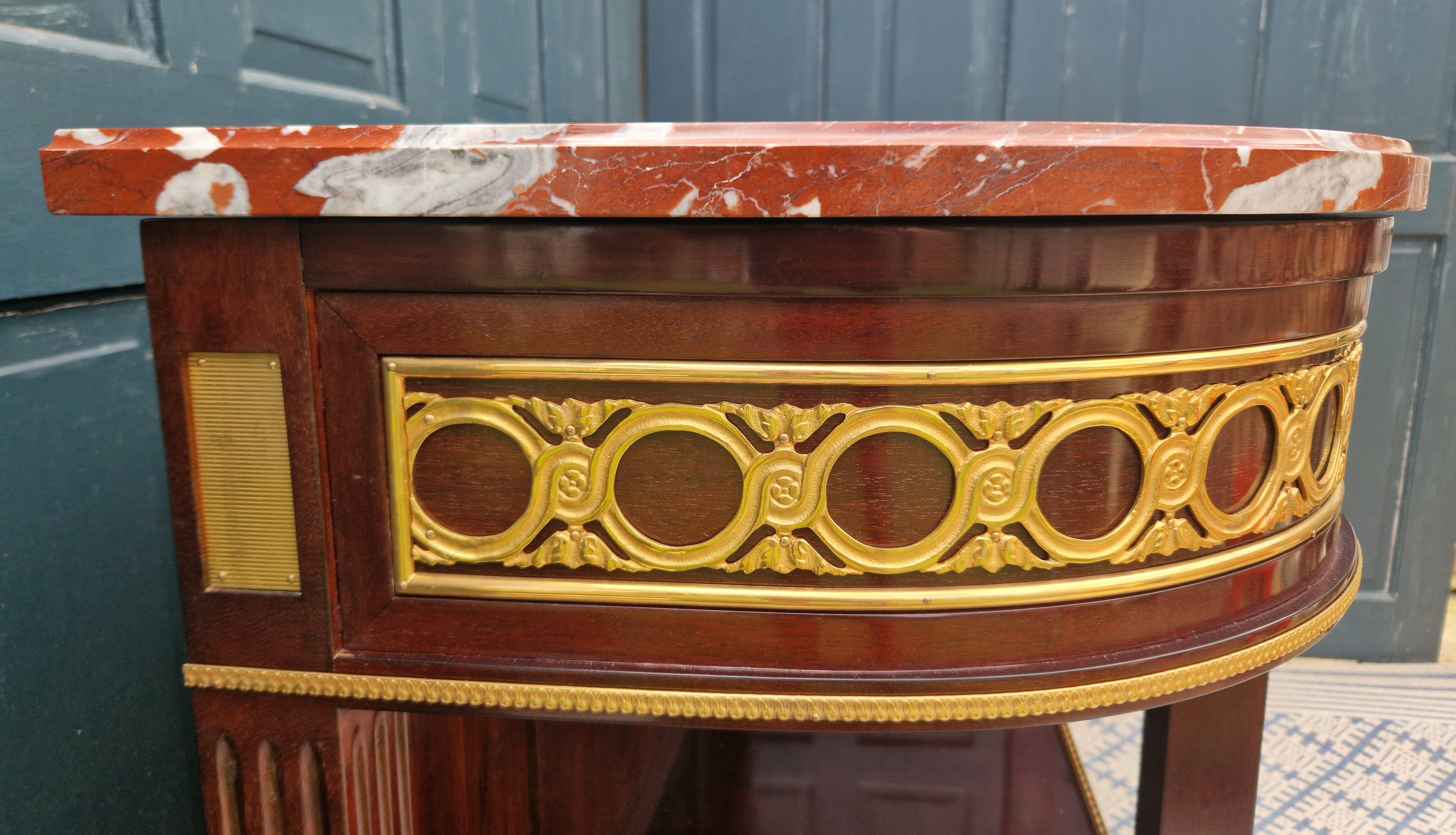 Louis VXI console table 10.jpg