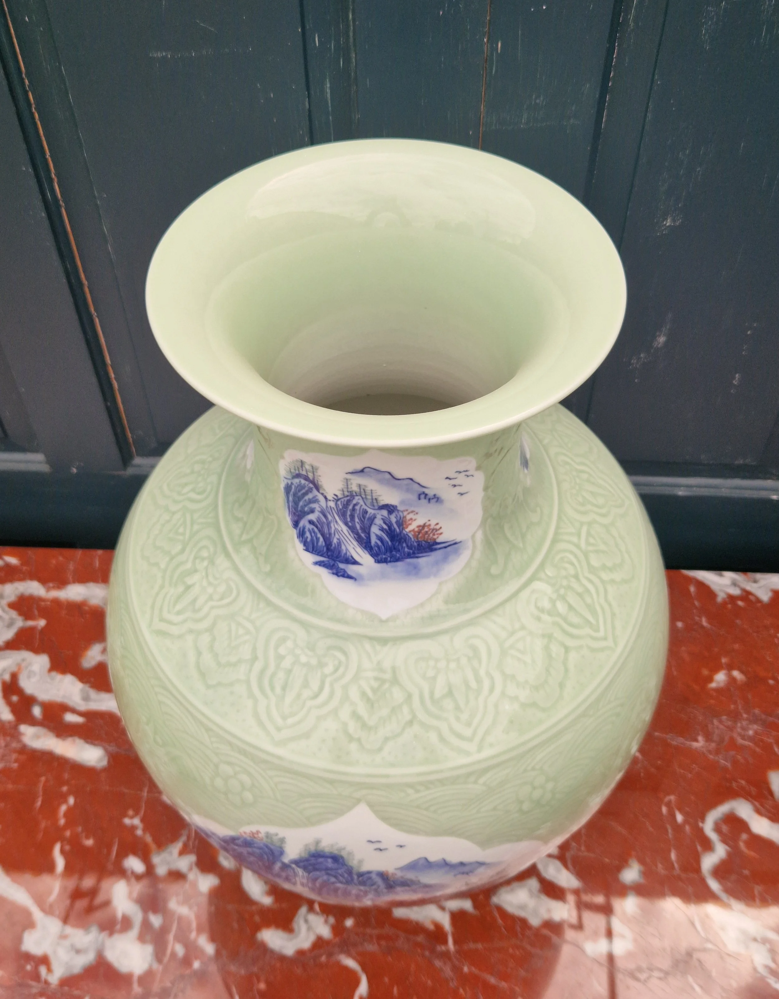 Chinese floor standing vase 6.jpg