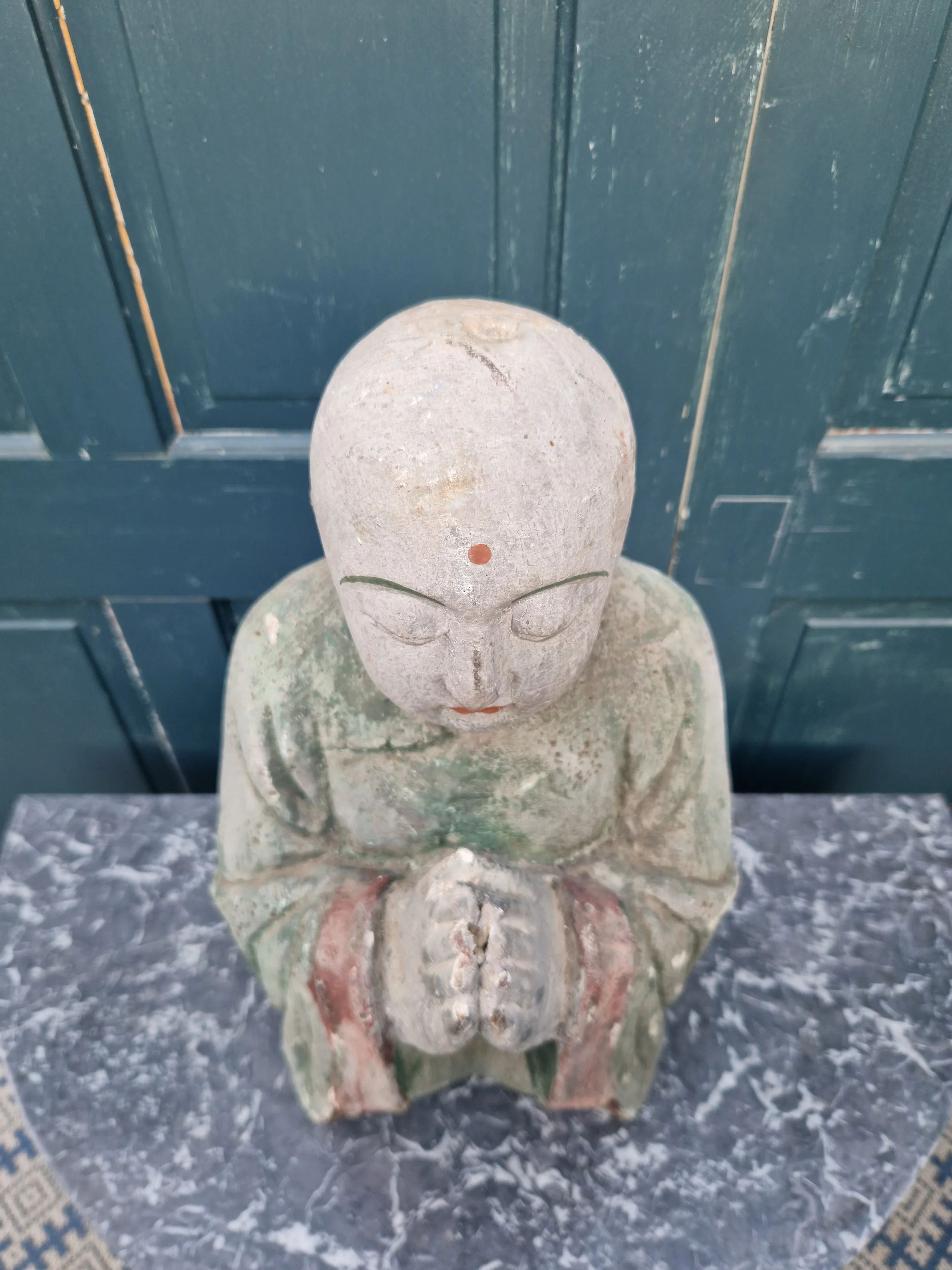 Kneeling Buddha 6.jpg