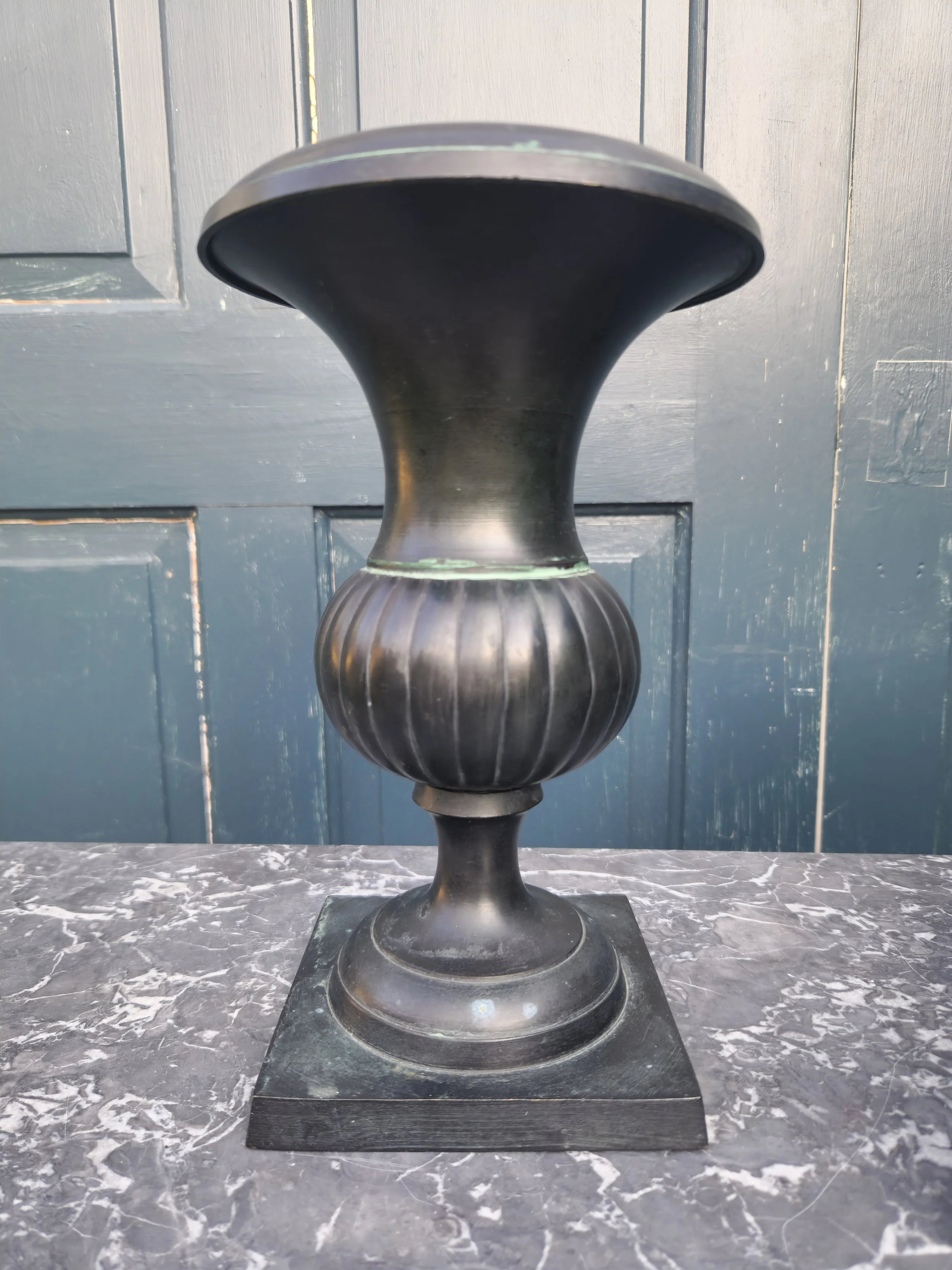 Pair of Bronze urns 7.jpg