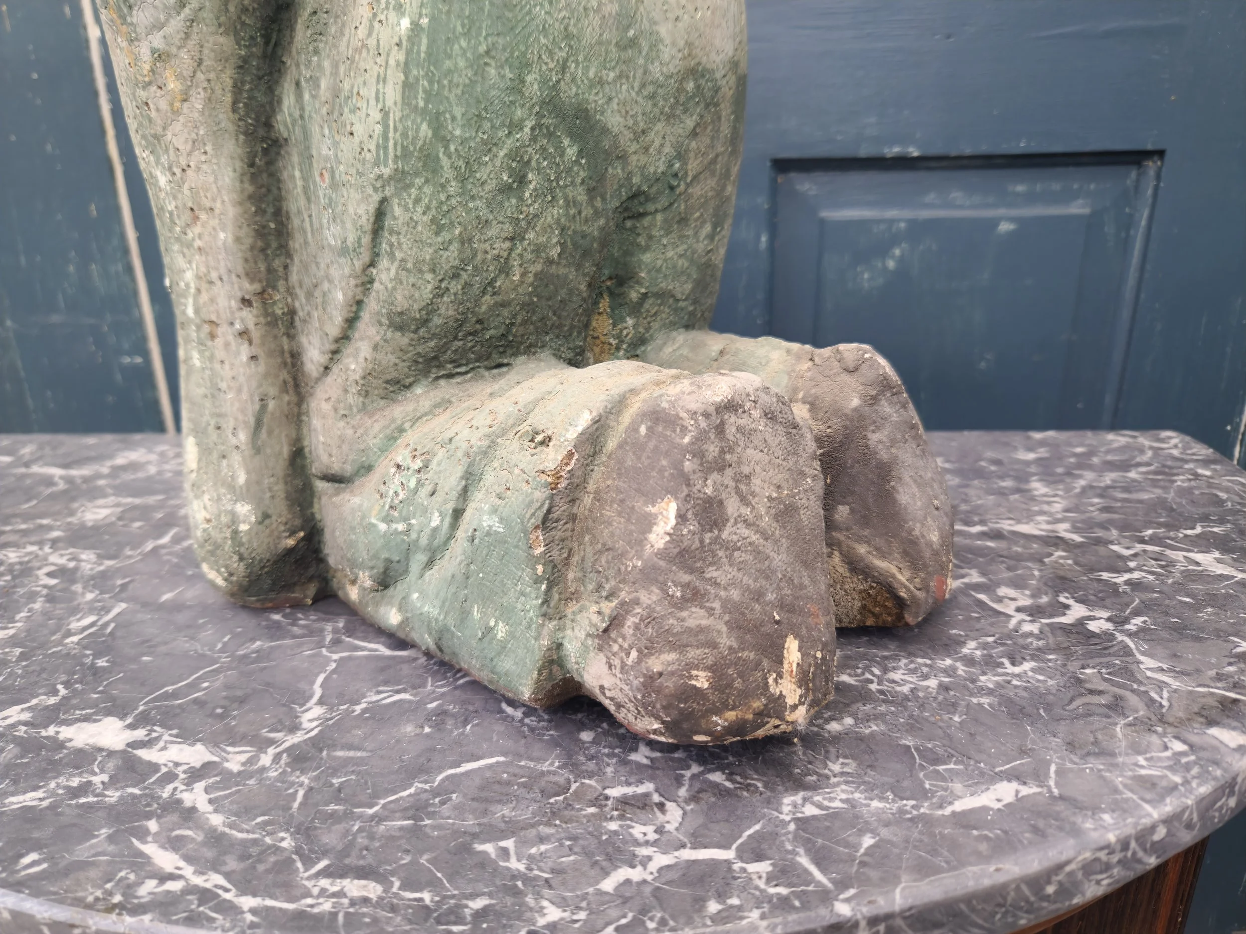 Kneeling Buddha 10.jpg