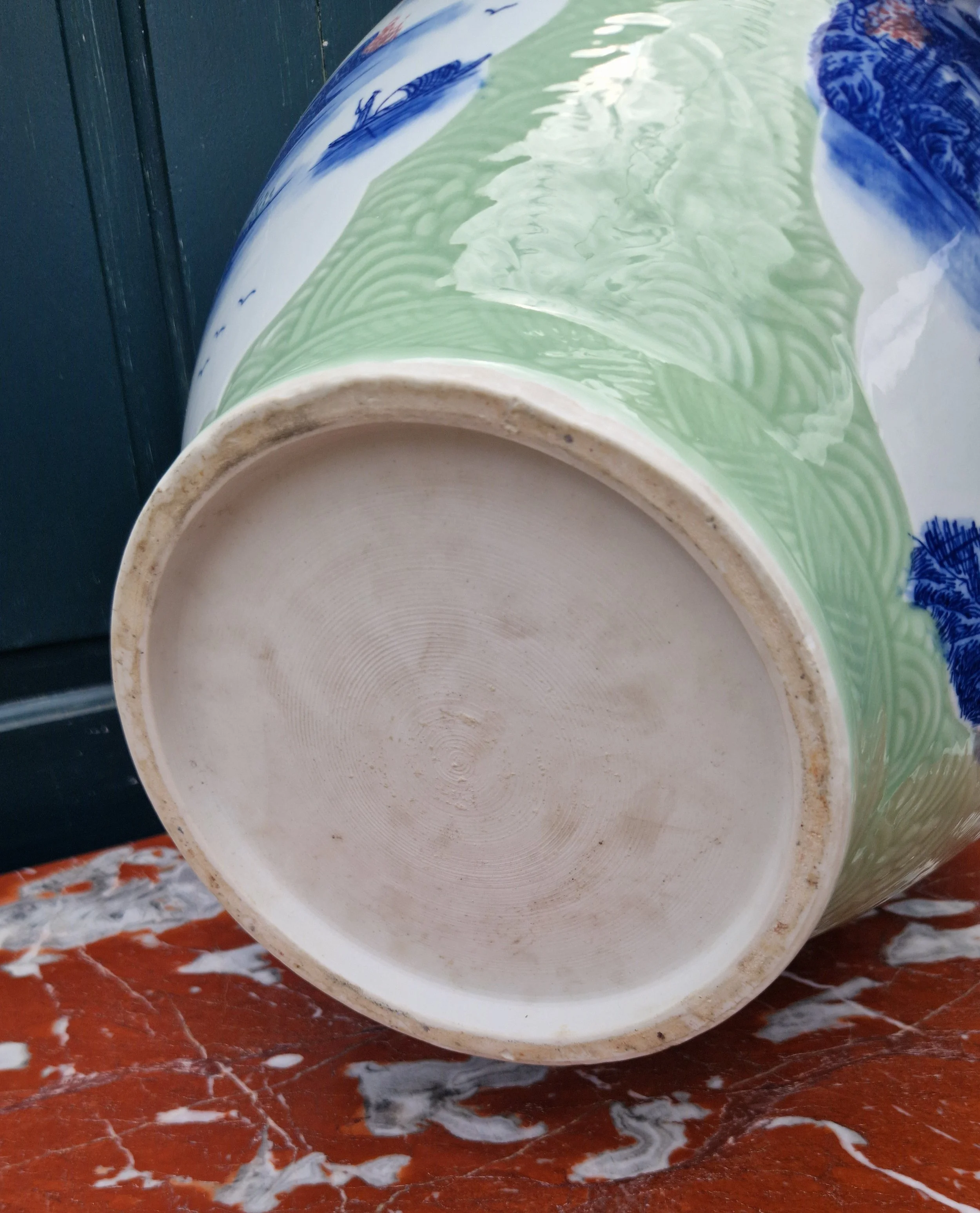 Chinese floor standing vase 8.jpg