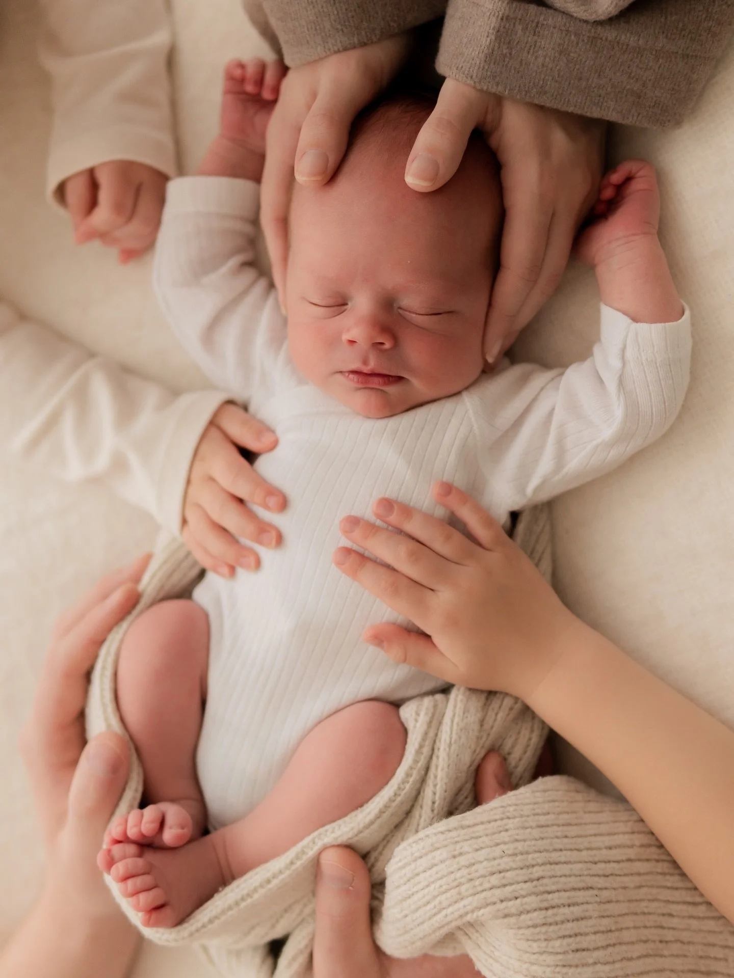 And then there were five ❤️

#surreynewbornphotographer 
#camberleynewbornphotographer 
#farnhamnewbornphotographer 
#farnboroughnewbornphotographer 
#hampshirenewbornphotographer