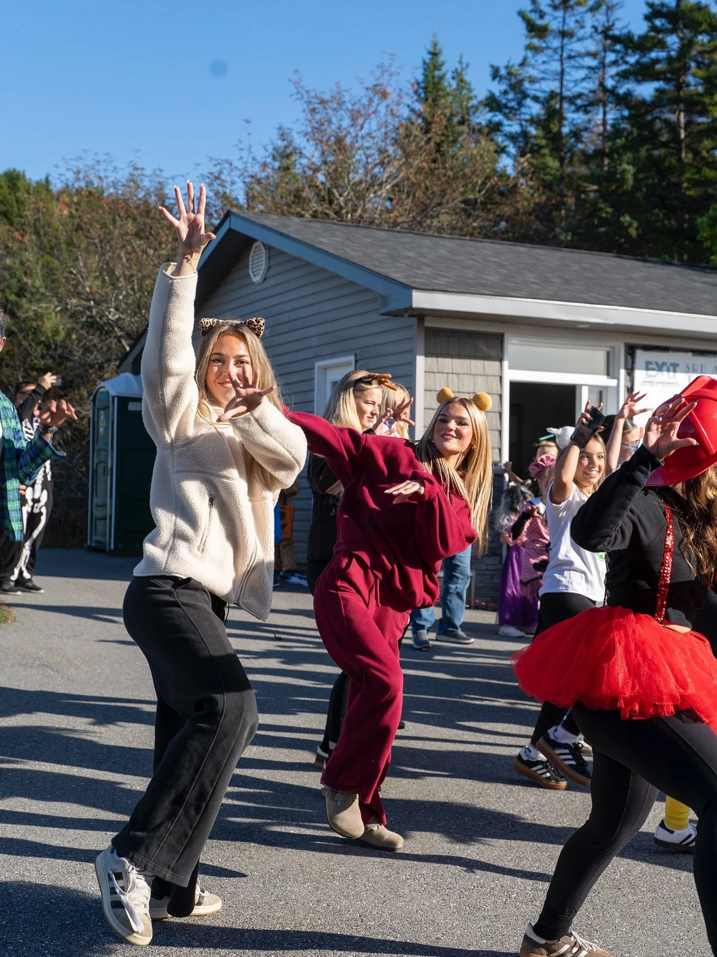 A little behind-the-scenes from our surprise Flashmob at EXIT&rsquo;s Annual Trunk or Treat! Such a fun afternoon filled with laughter, community spirit, and memories our dancers (and families) won&rsquo;t forget! 💜🧟&zwj;♀️