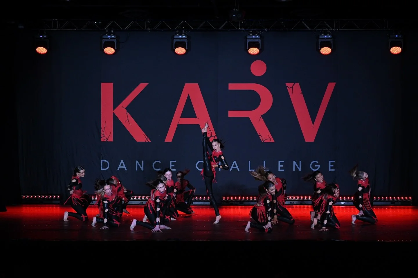 Some highlights from @karvdancechallenge last season 💜