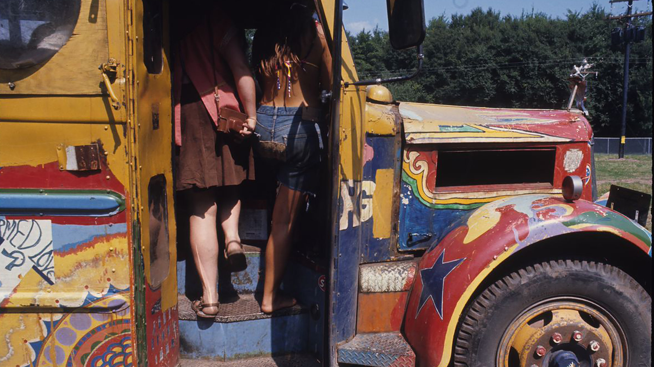 Woodstock_Bus.jpg