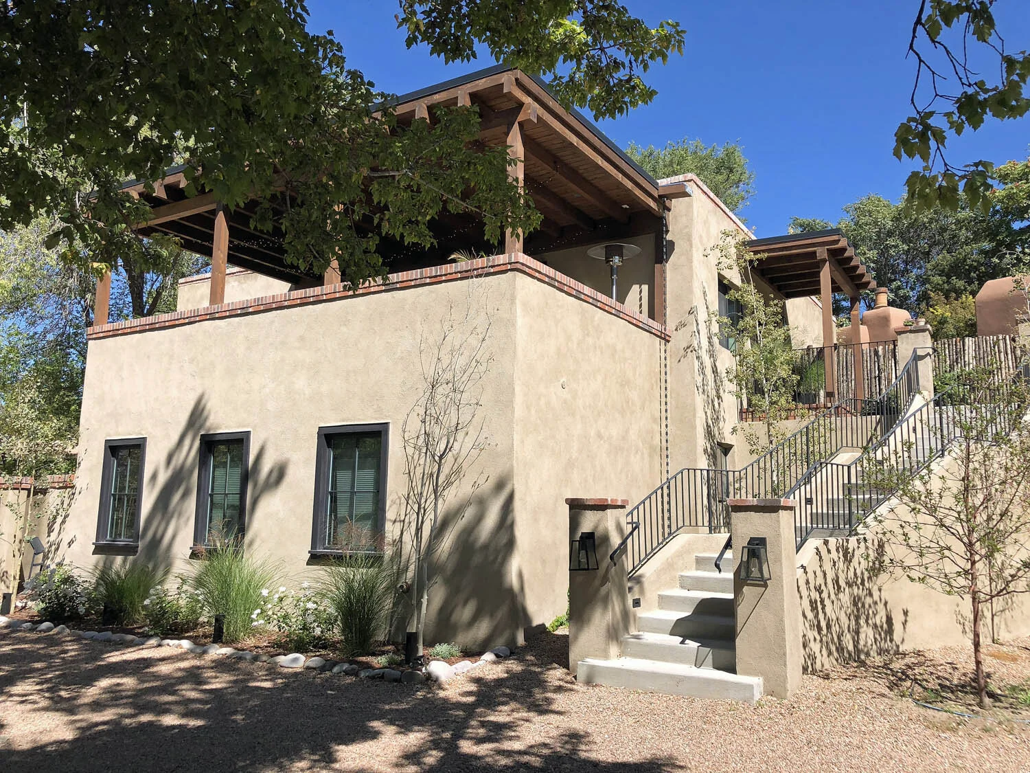 Abruzzo Residence 01.JPG