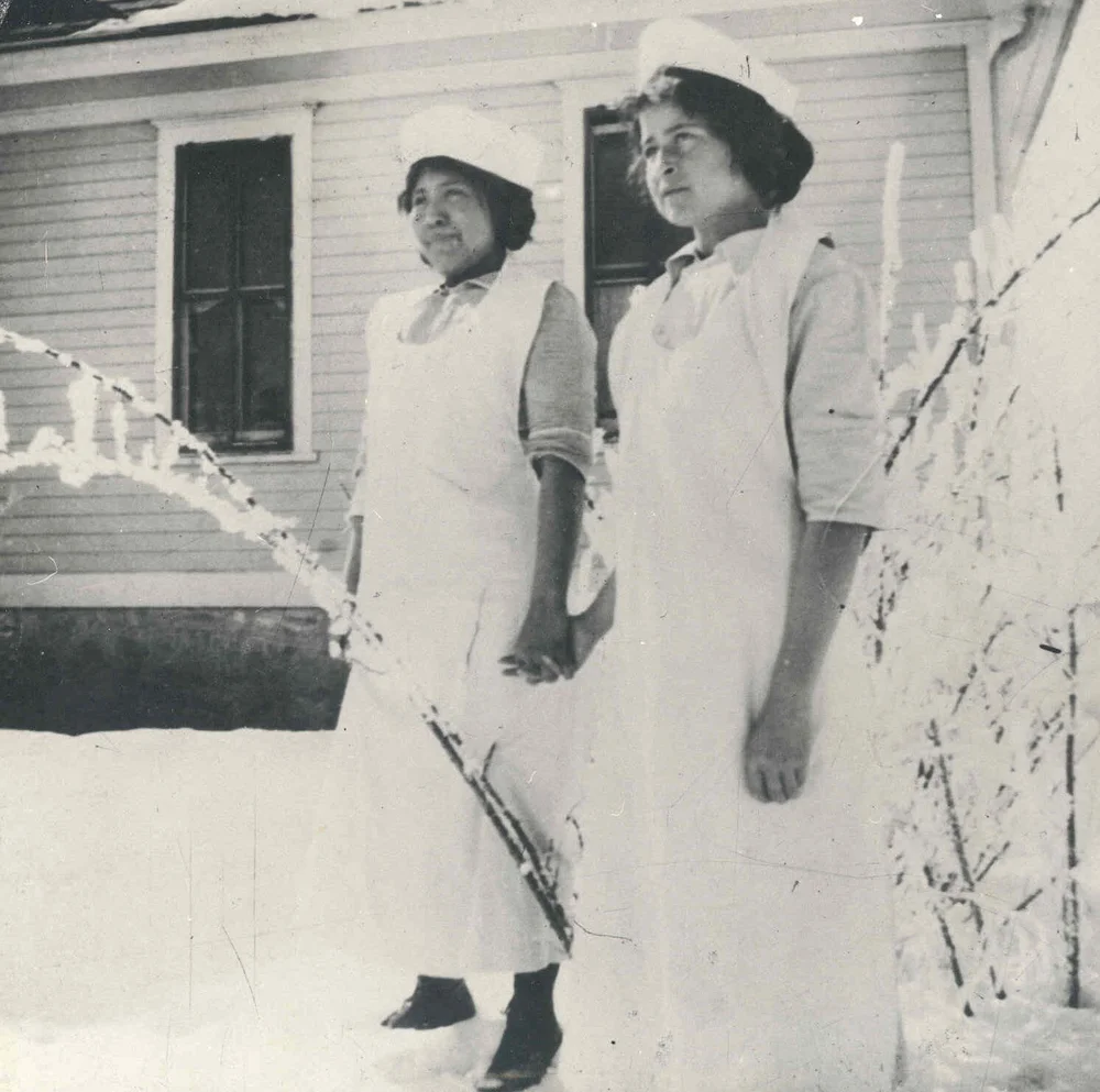 G.04.03.07D nurses 1915.jpg