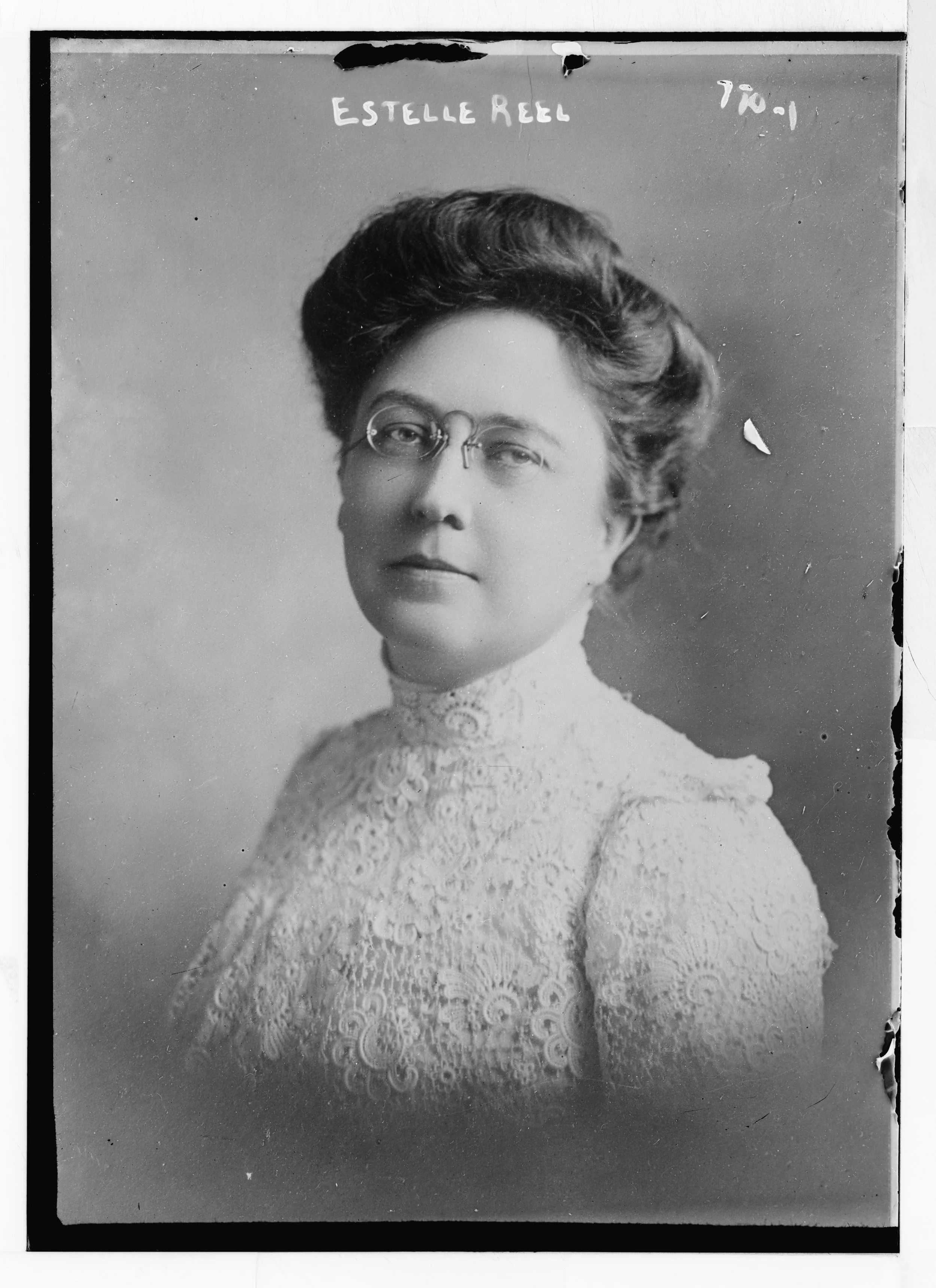 Estelle_Reel Wikimedia commons.jpeg
