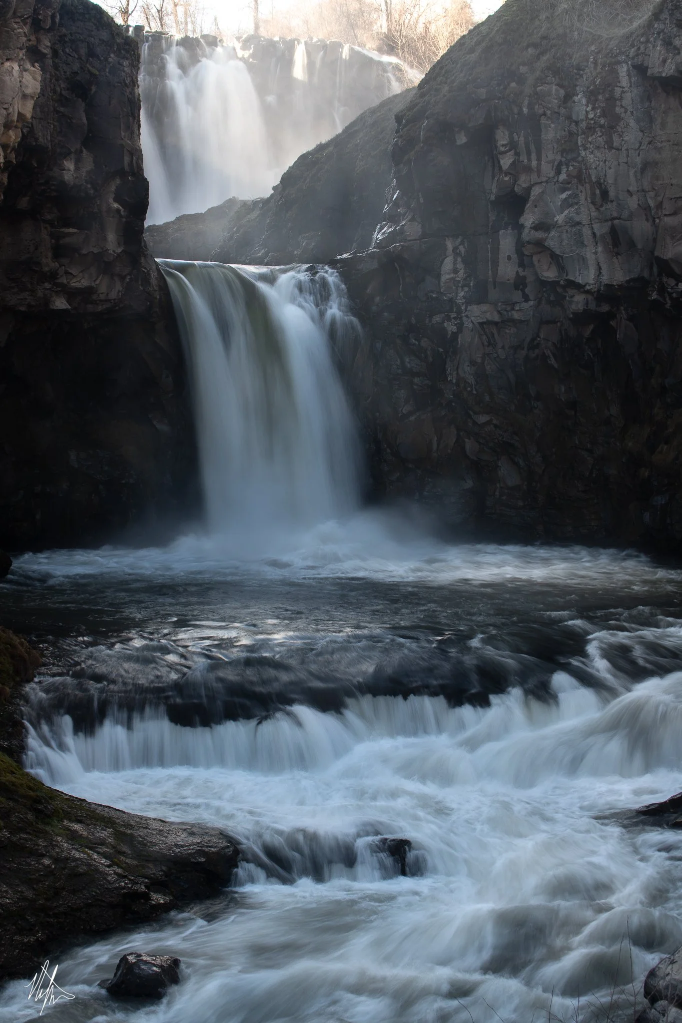 white river falls.jpg