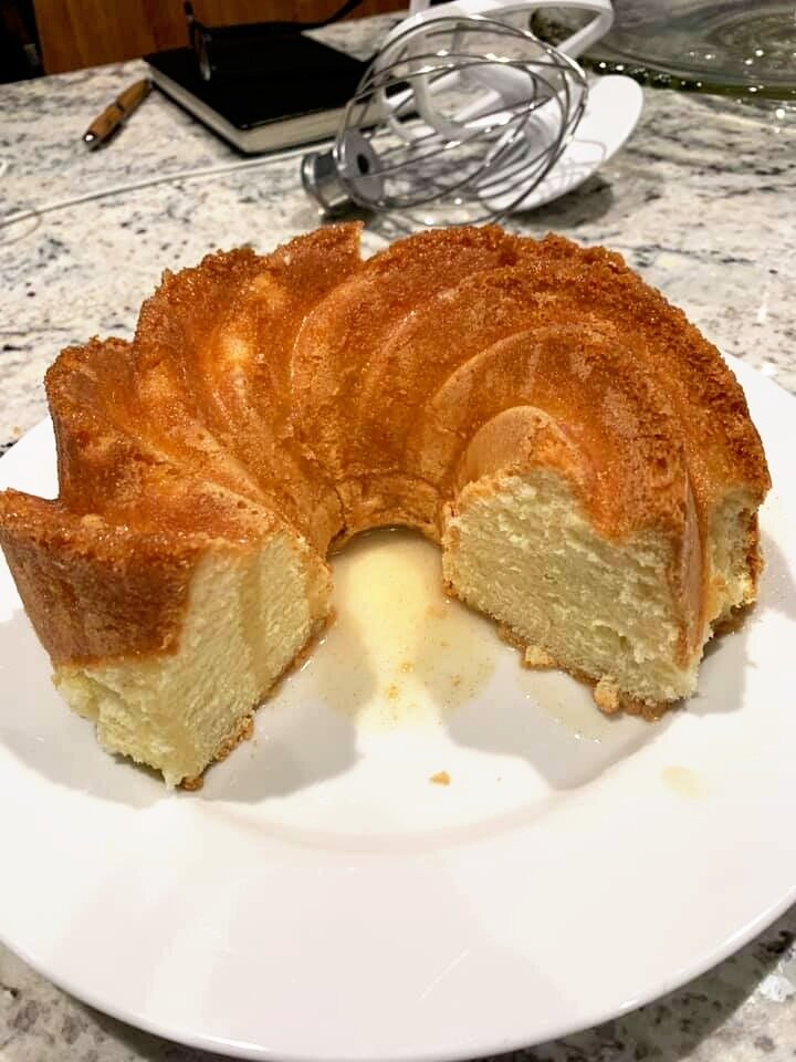 sourcreambundtcake_orig.jpg