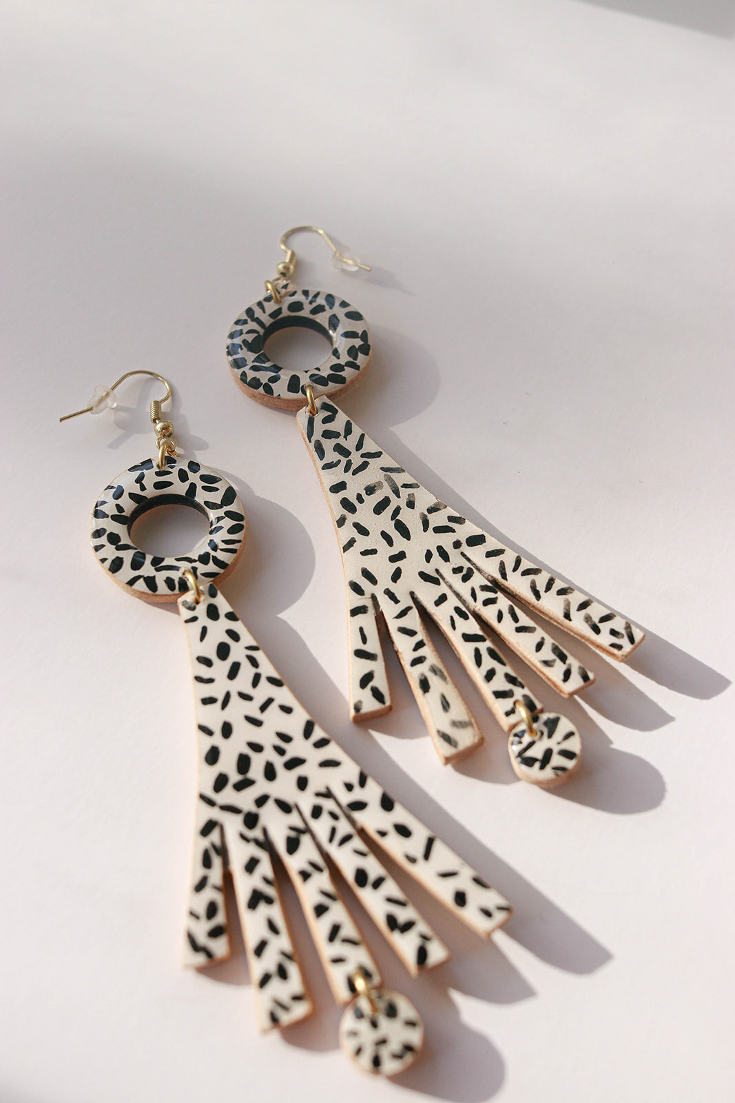 Cool & Brown Form Earring-60_websize.jpg