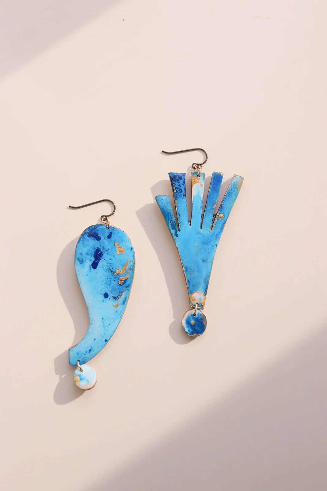 D6F01AA9-C810-4797-A7D4-D0F27B46A7DF