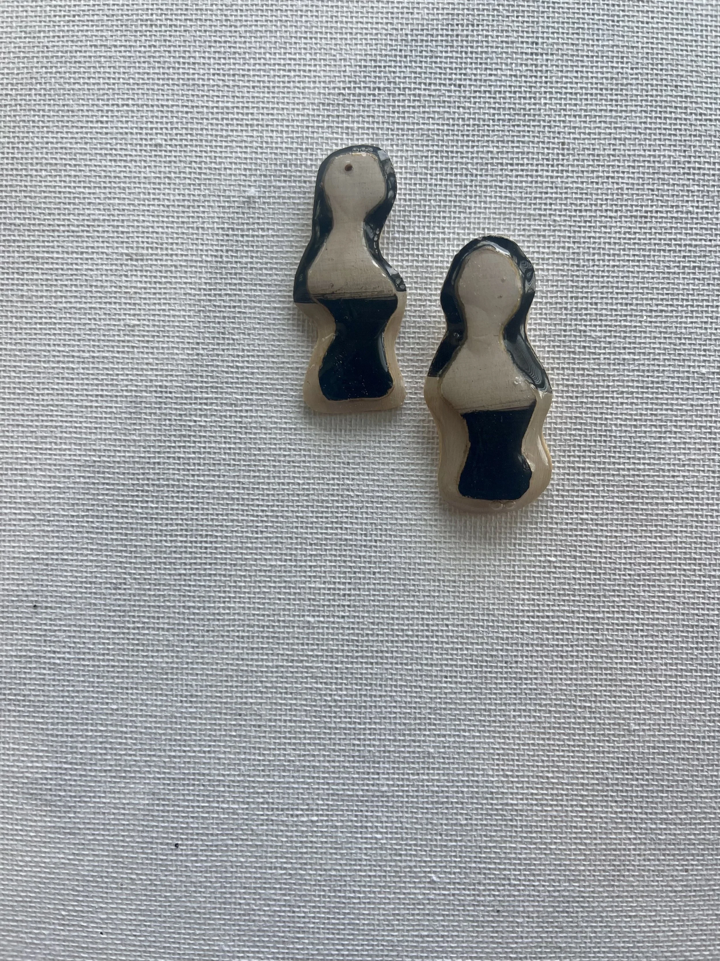 BW Twin Sister Studs