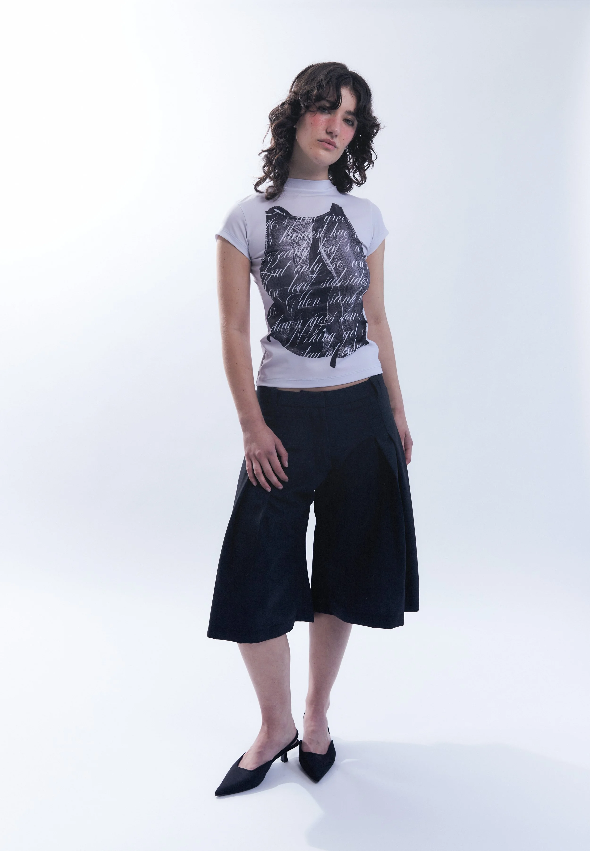 Capsleeve full body.jpg