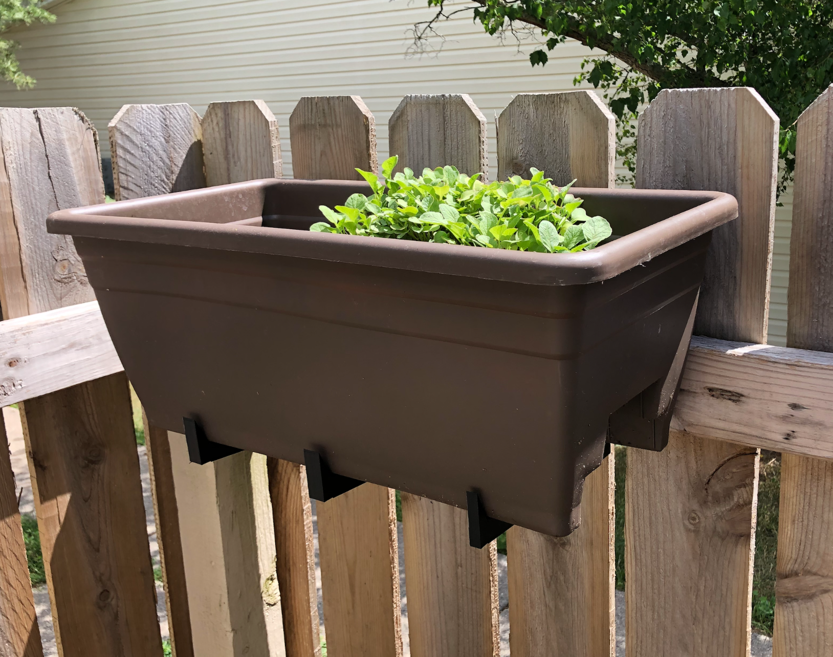 Open Source Planter Brackets