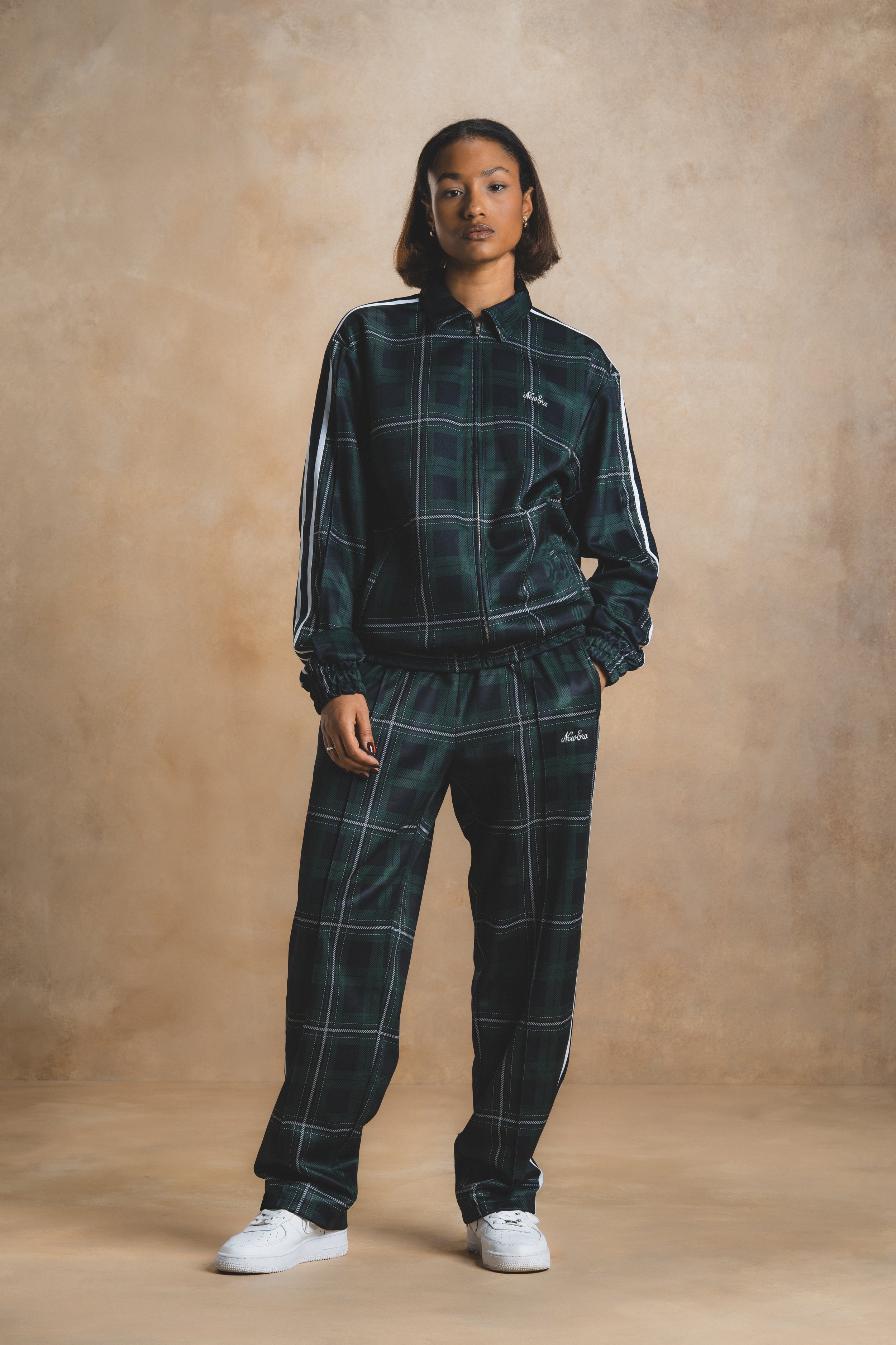 NEB FW 25 Shot 8_0005.jpg