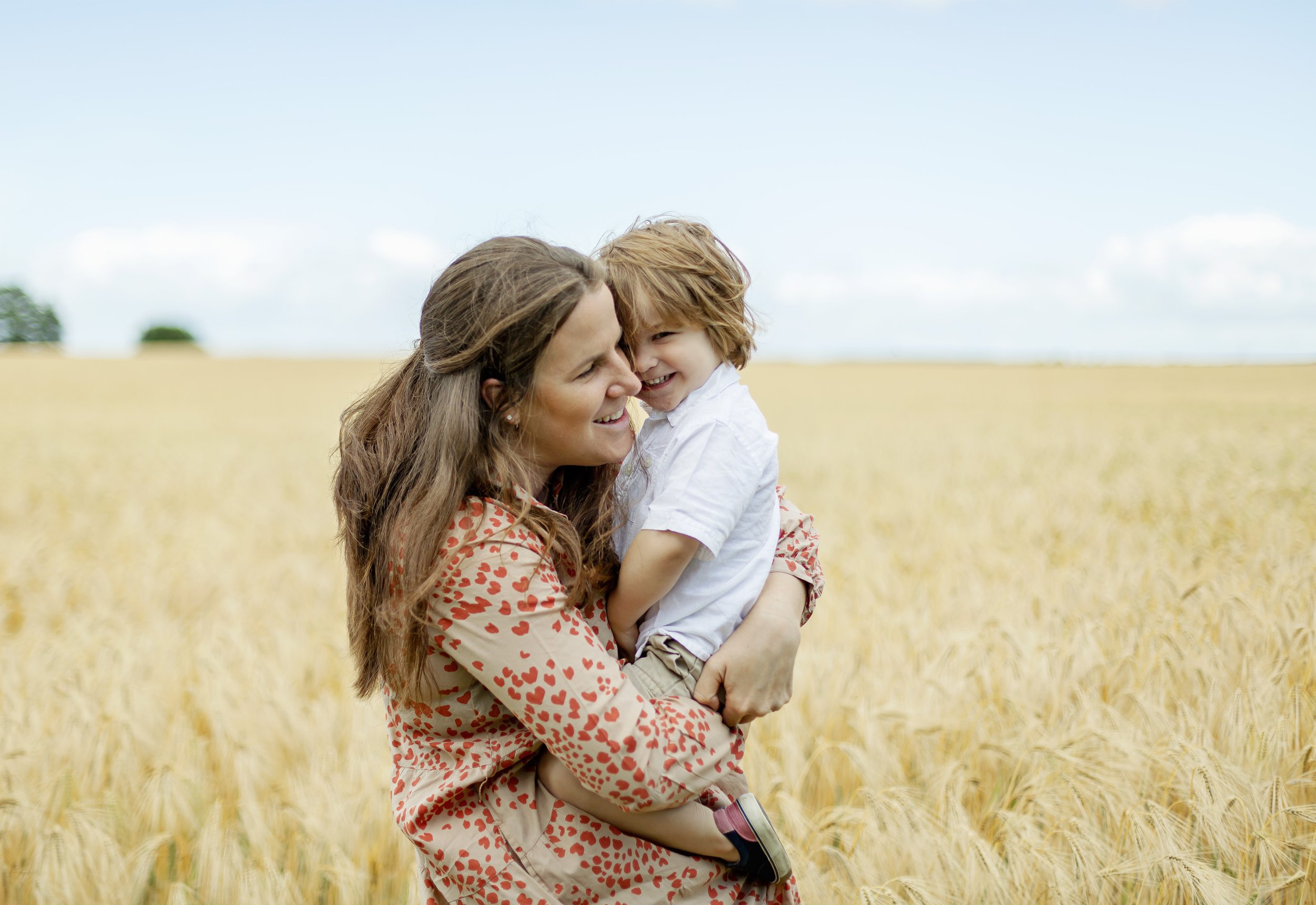 award-winning-photographer-hertfordshire-family-portraits.jpg